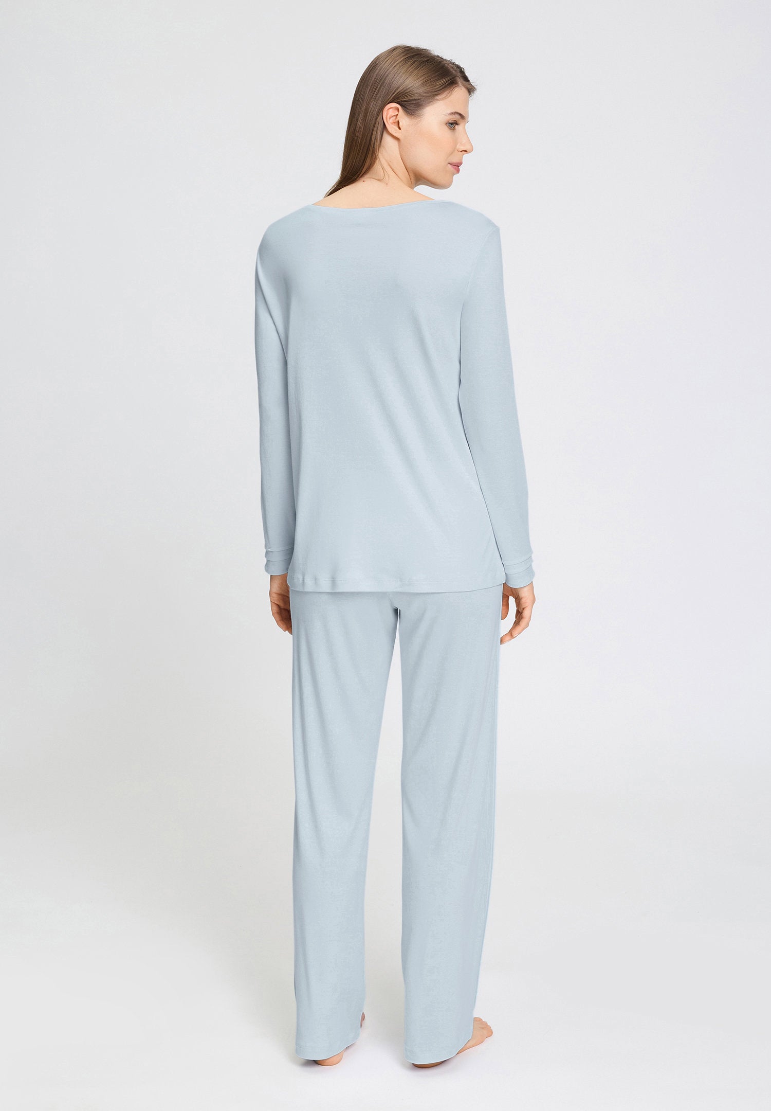 hanro-pilar-pyjama-damen-pastel-sky-baumwolle-interlock image 5