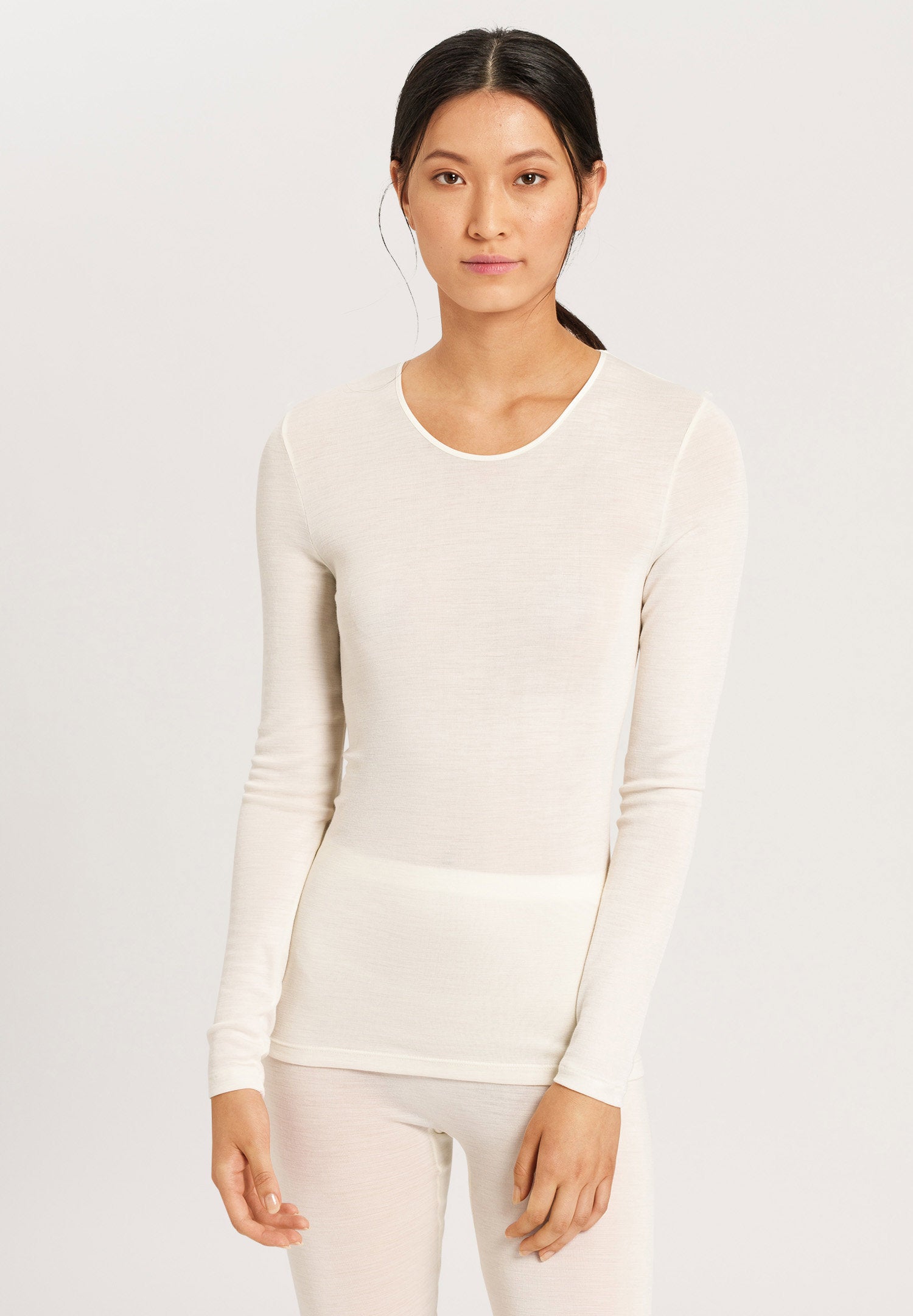 hanro-woolen-silk-langarmshirt-damen-cygne-wolle-seide image 2