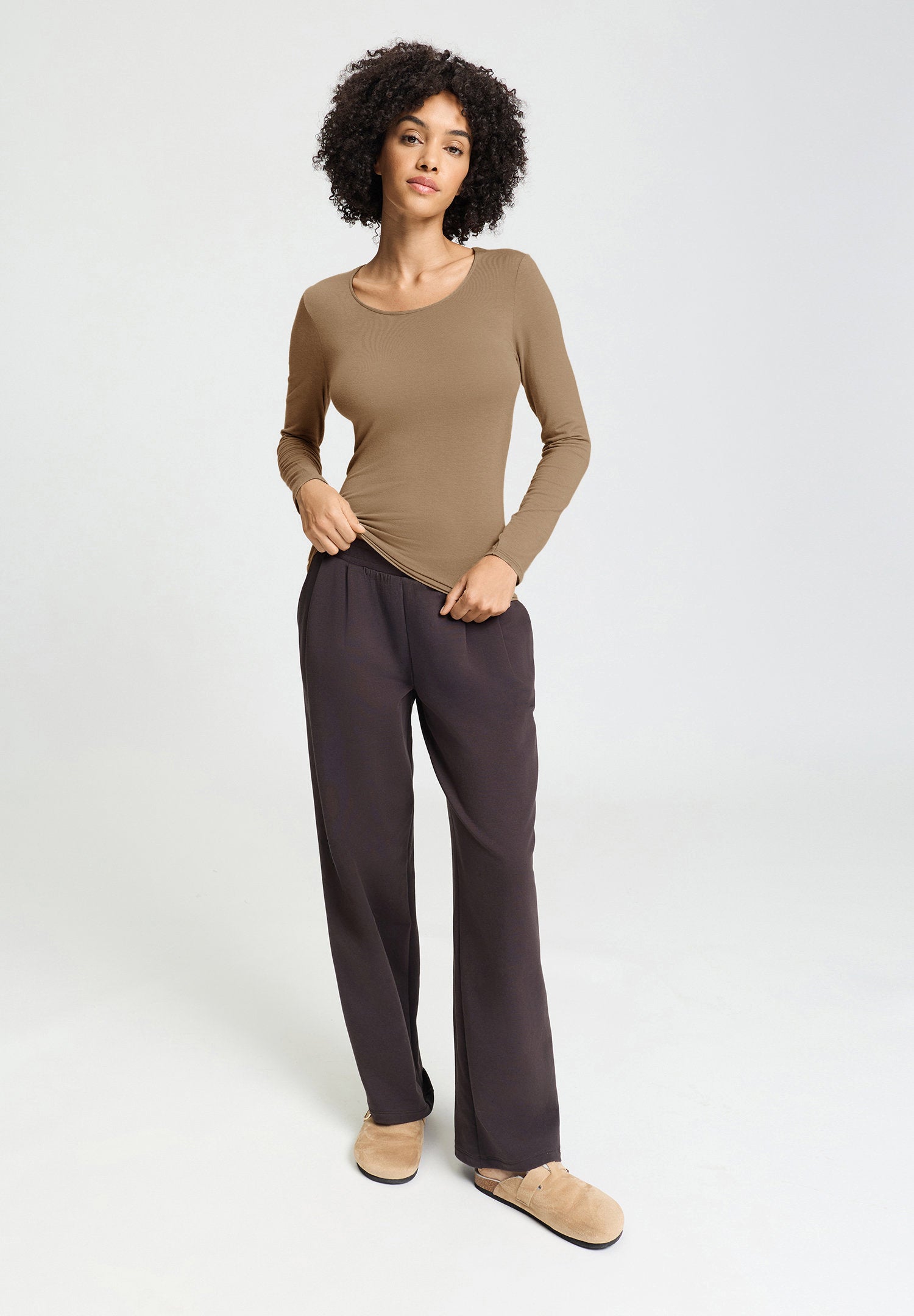 hanro-ultralight-l-slv-shirt-langarmshirt-suede-camel-merinowolle image 5