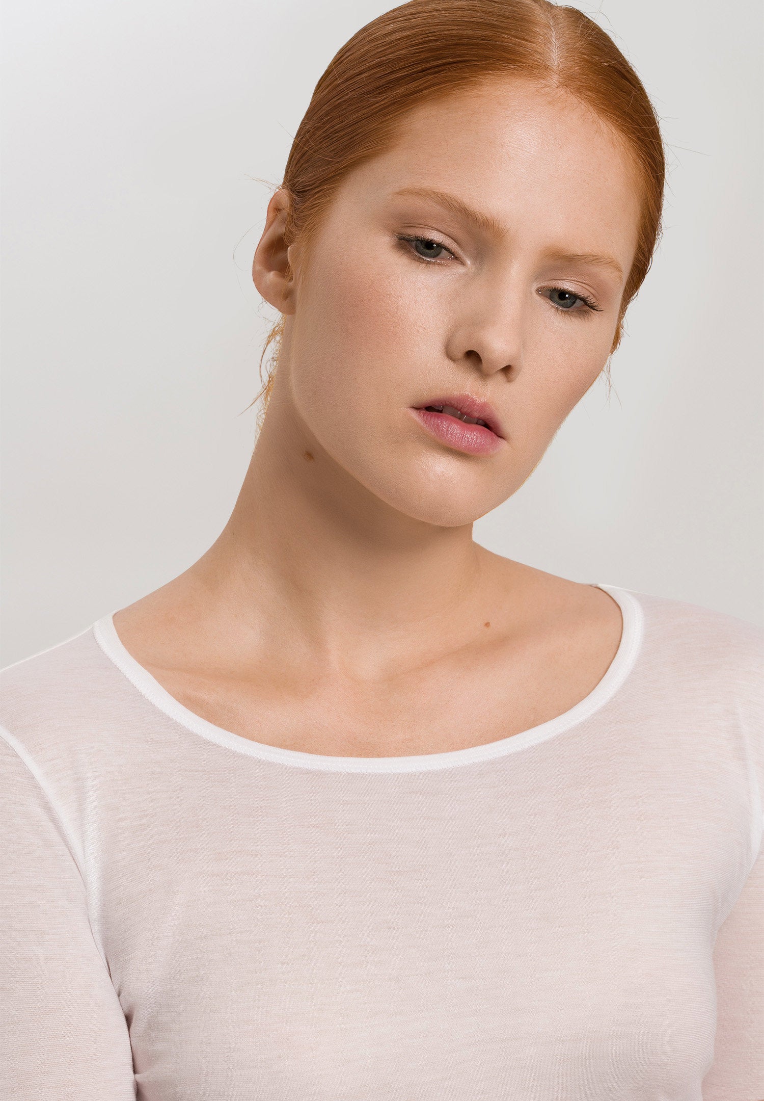 hanro-ultralight-langarmshirt-wei-baumwolle-pima image 6