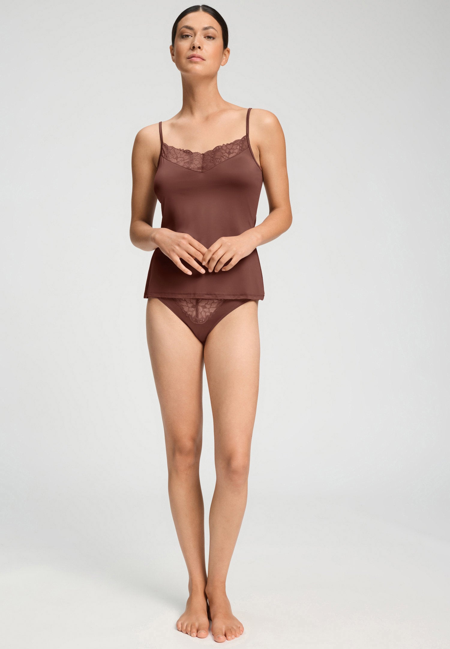 hanro-azelia-spaghetti-top-tr-gertop-cinnamon-spitze image 5