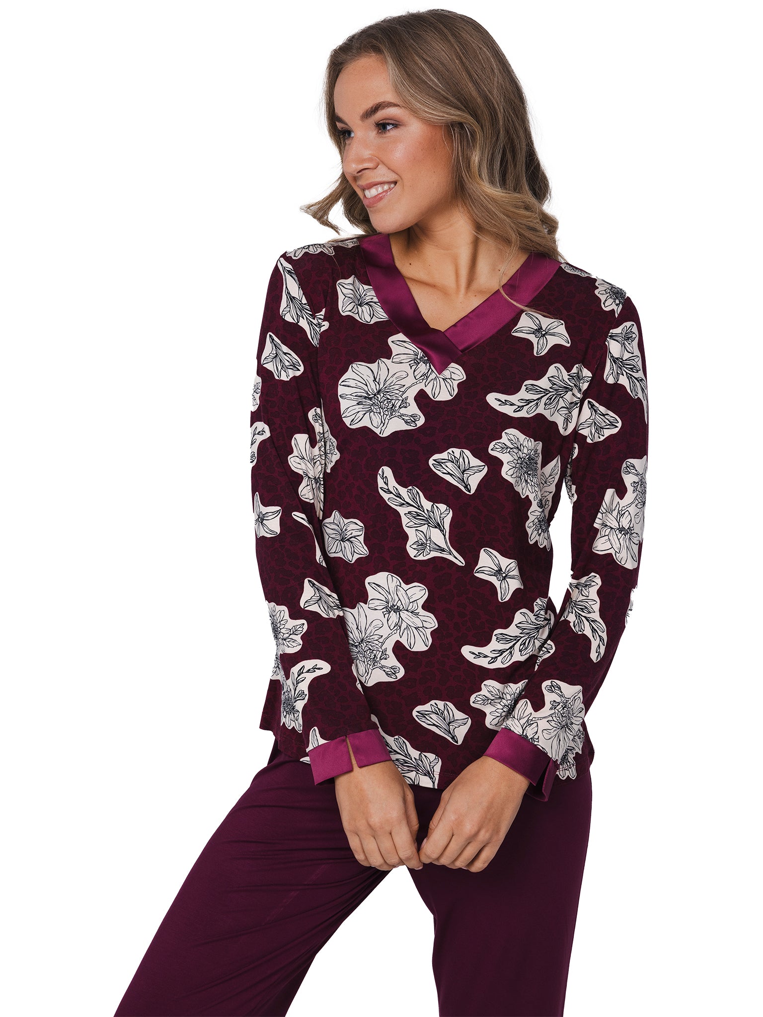 pastunette-premium-burgundy-dream-pyjama-bordeaux-print image 5