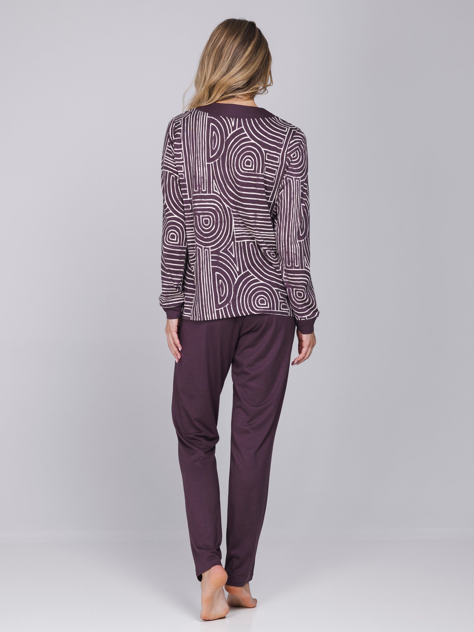 pastunette-premium-lunar-lines-pyjama-lila-modal image 3