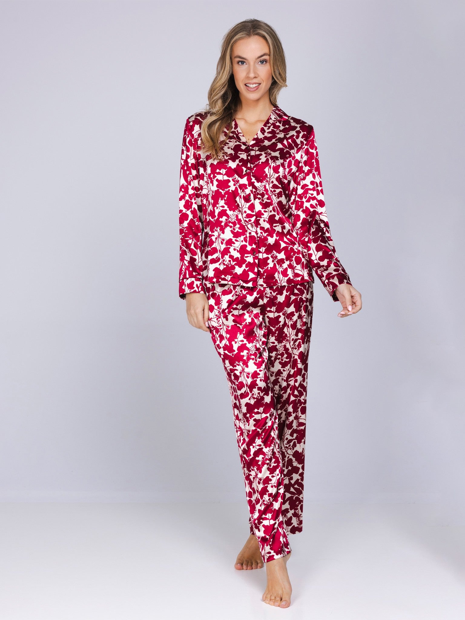 pastunette-premium-scarlet-bloom-pyjama-rot-satin-knopf image 3