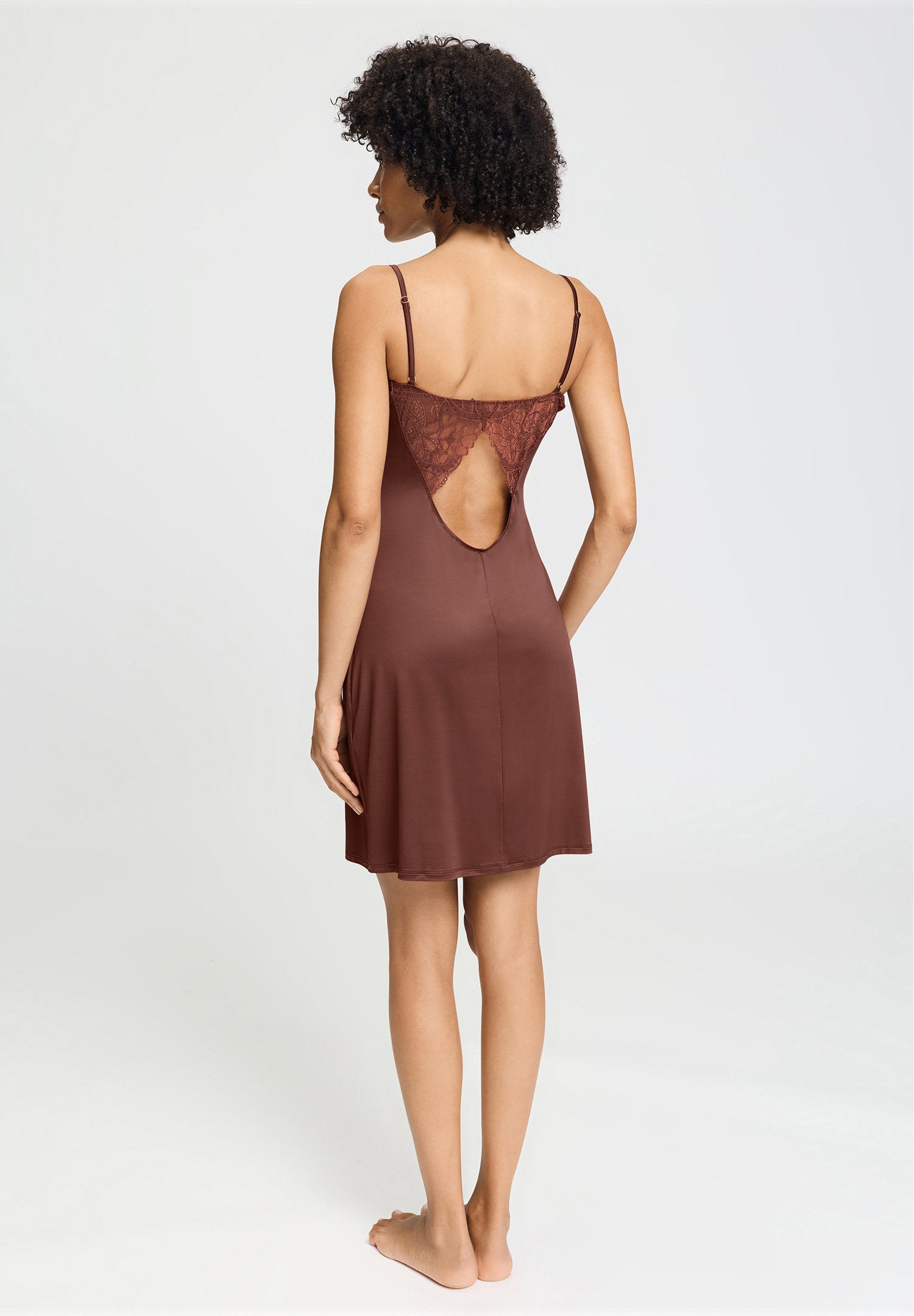 hanro-azelia-negligee-90cm-cinnamon-spitze-viskose image 4