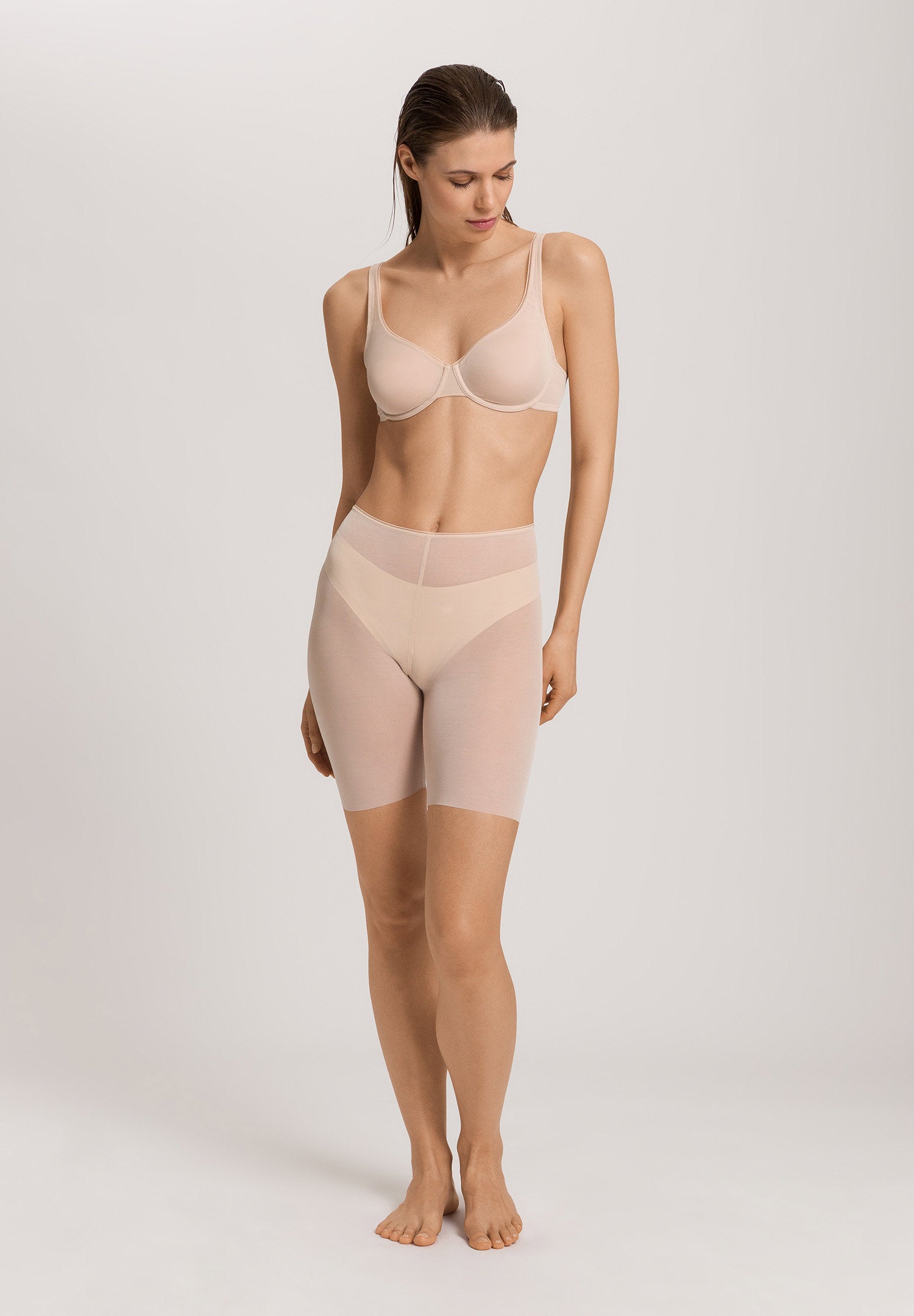 hanro-smooth-illusion-short-pants-beige-t-ll-radler image 5