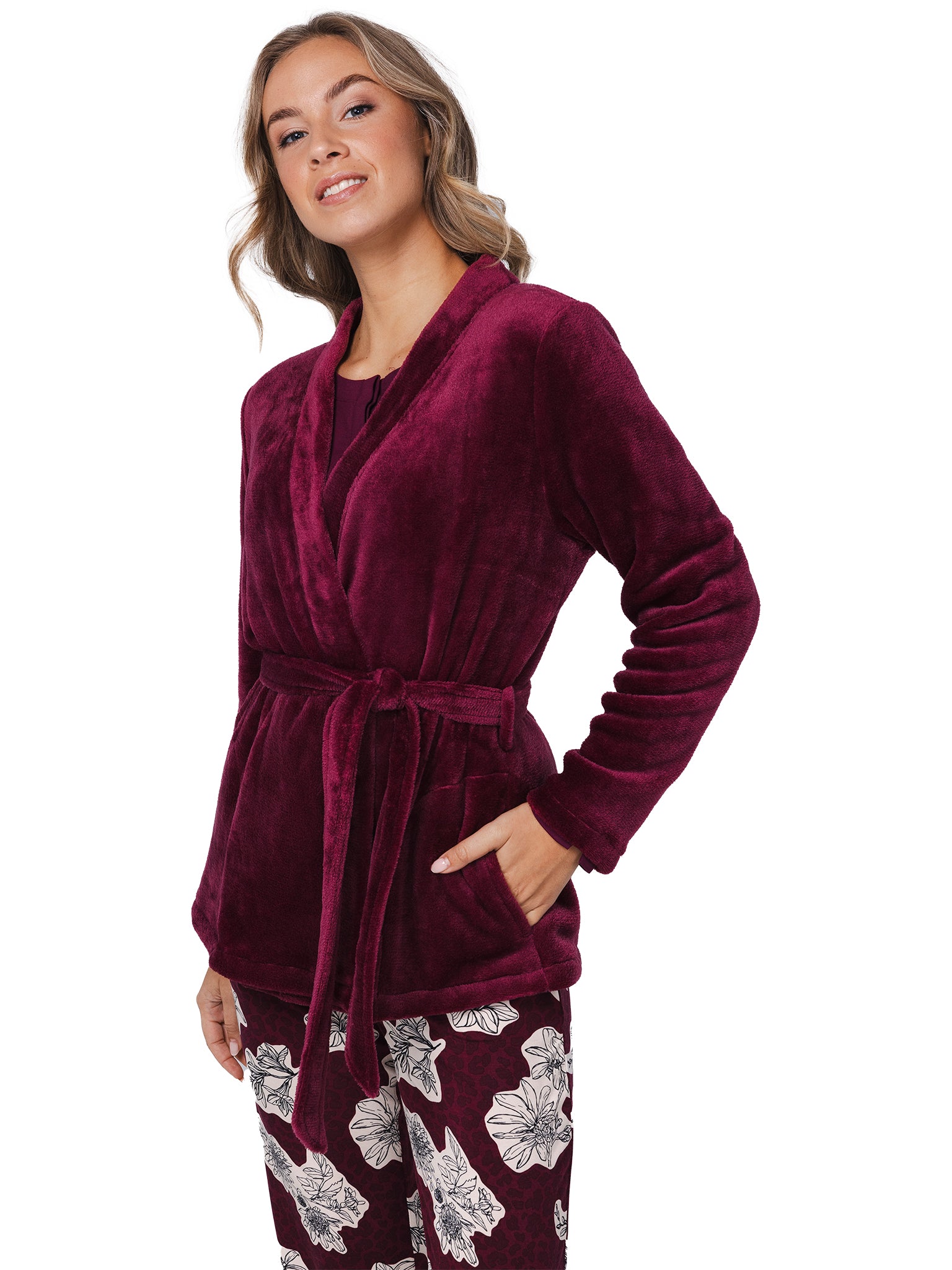 pastunette-premium-burgundy-dream-hausmantel-bordeaux-coral-fleece image 5