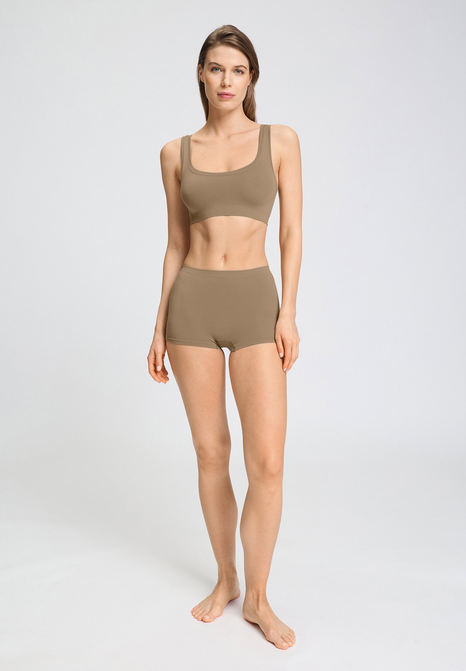 hanro-touch-feeling-crop-top-bustier-suede-camel-microfaser image 5