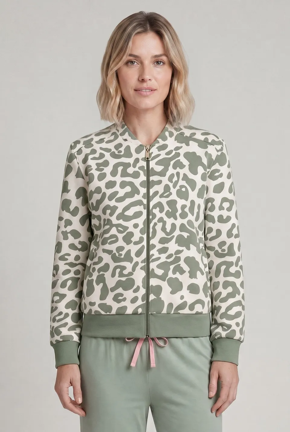 r-sch-be-happy-sweatjacke-leo-print-gr-n-baumwolle-modal image 1