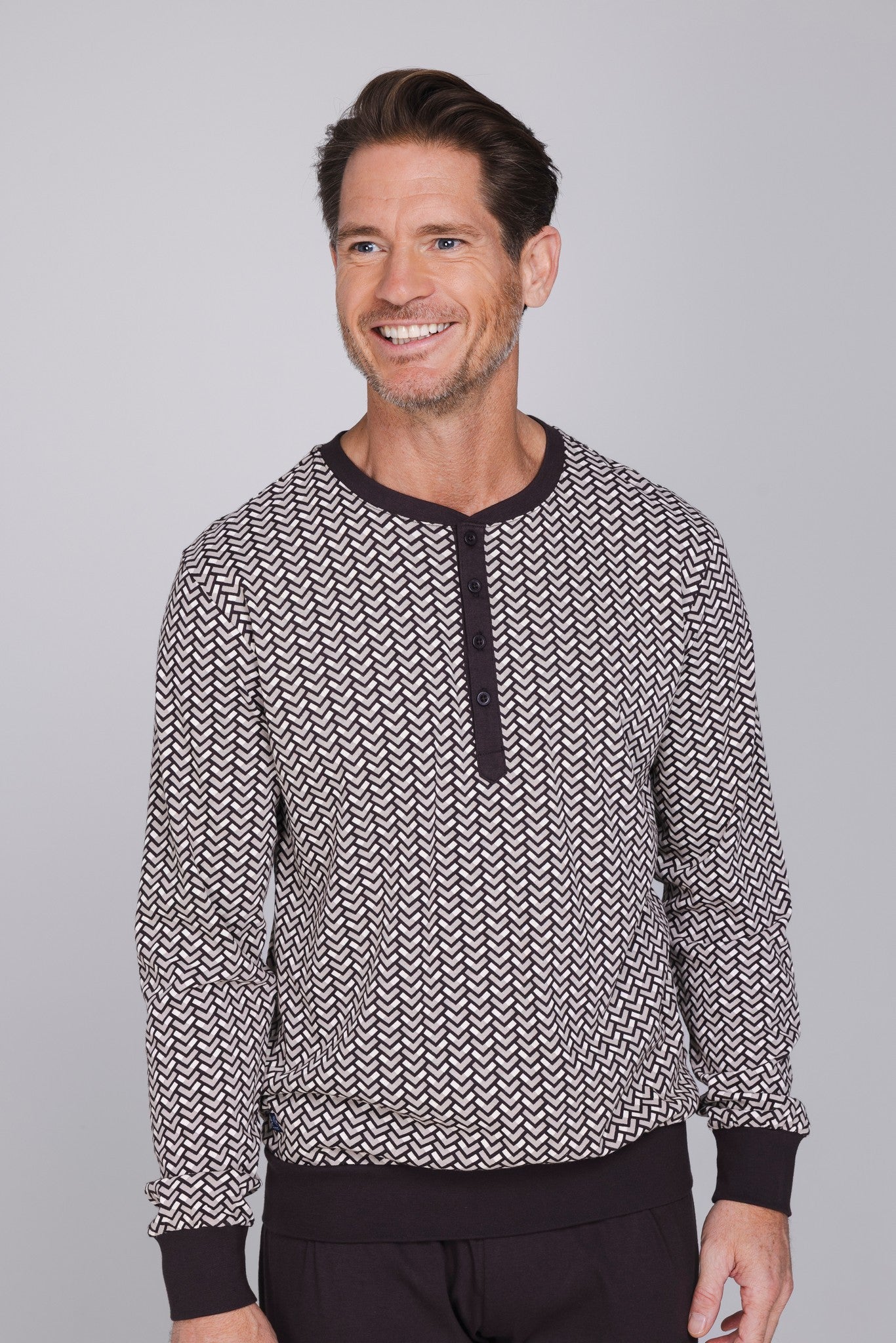 pastunette-urban-essence-pyjama-herren-braun-baumwolle image 2