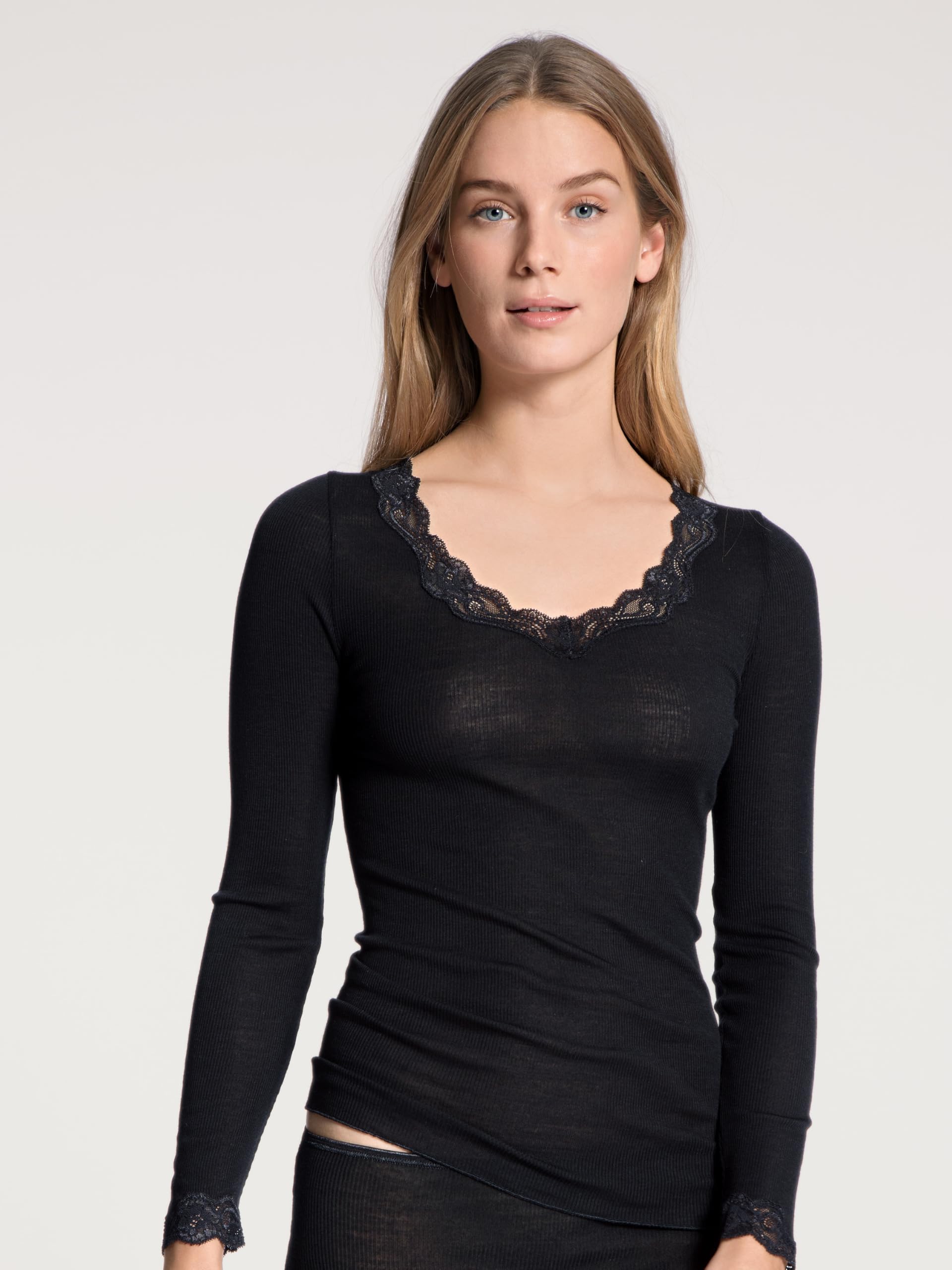 calida-richesse-lace-langarmshirt-damen-wolle-seide-spitze image 2