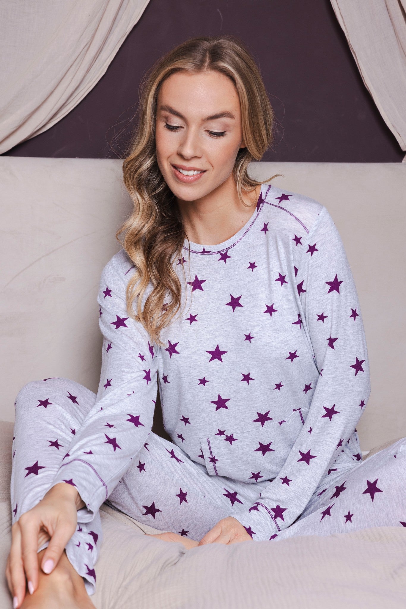 myrebelle-starlight-magic-damenpyjama-grau-sterne image 2