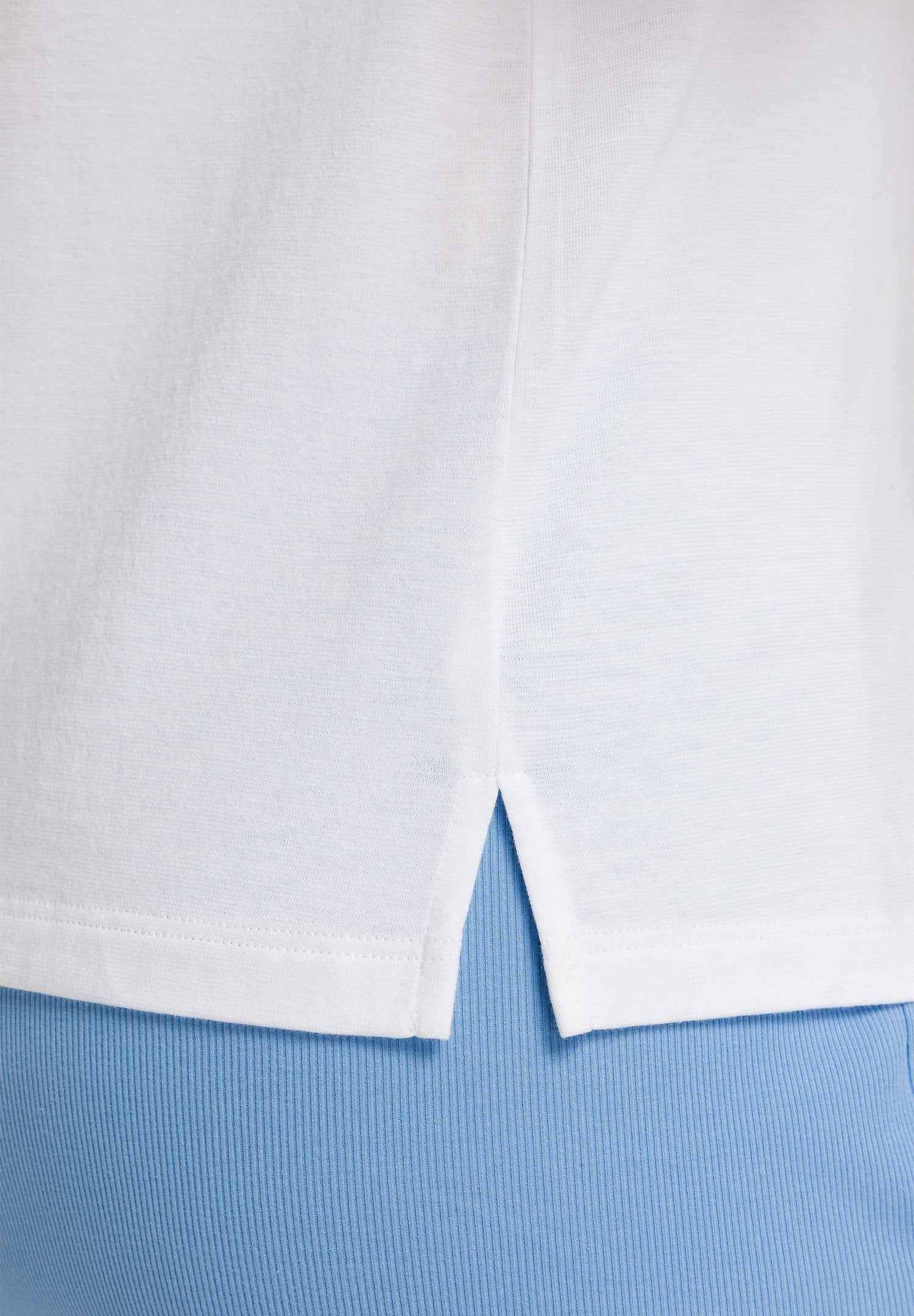 hanro-sleep-lounge-shirt-kurzarm-wei-tencel-modal image 6