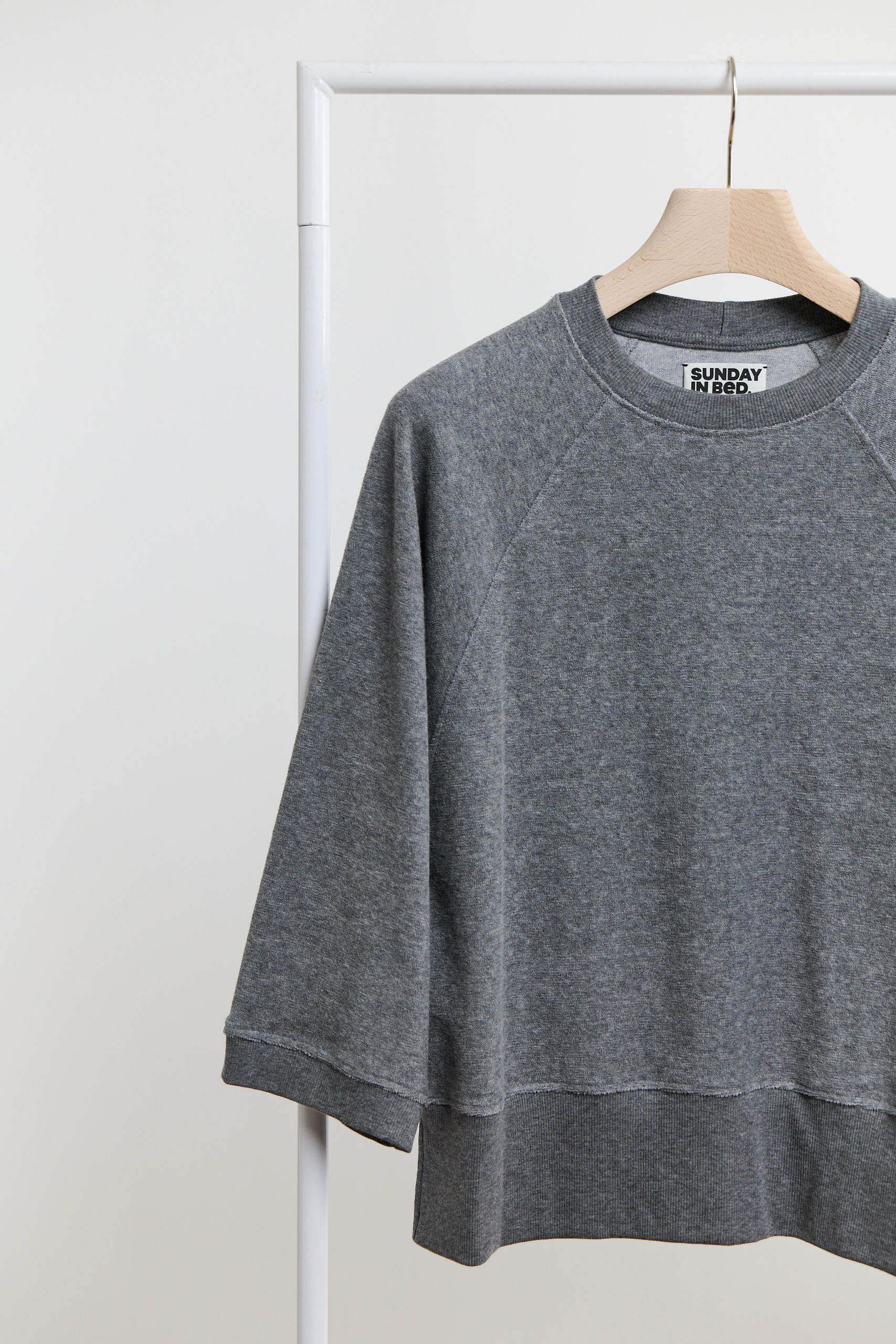 sunday-in-bed-nolan-kurzarm-sweater-damen-kastig image 1