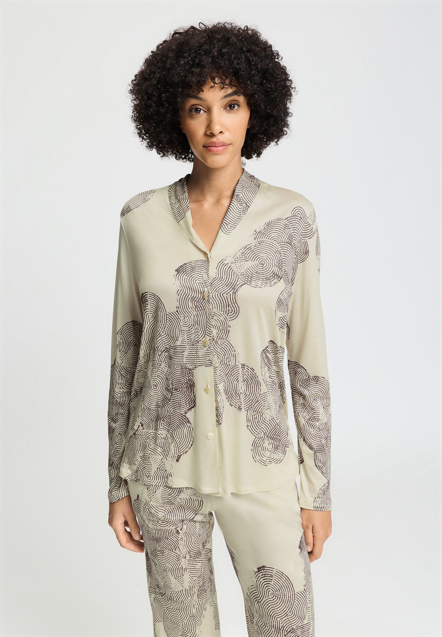 hanro-natural-living-tania-langarmshirt-serene-systems-modal-m image 3