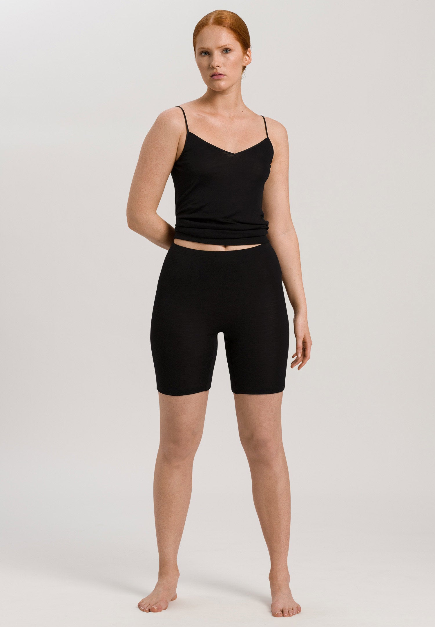 hanro-woolen-silk-spaghetti-top-schwarz-wolle-seide image 5