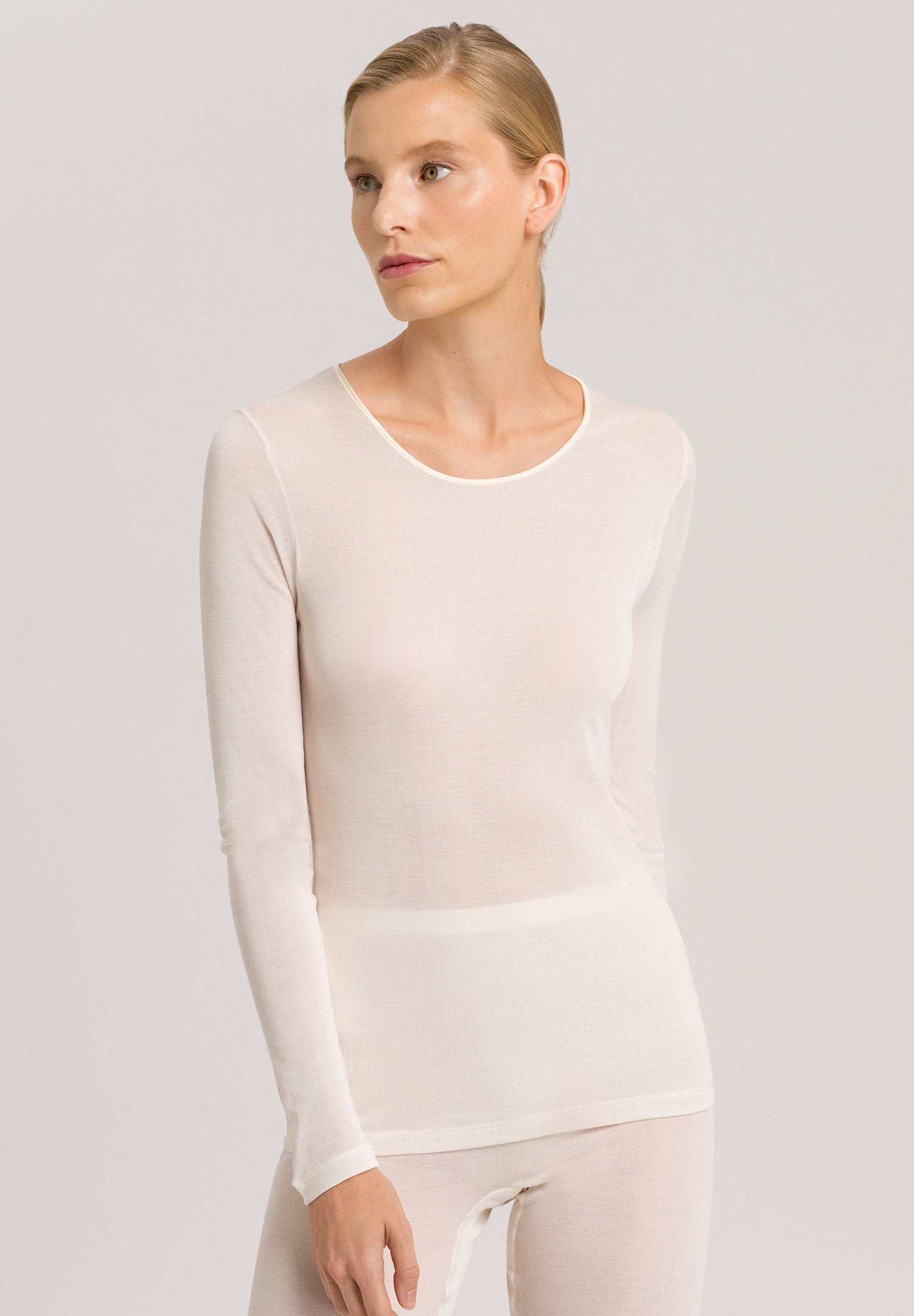 hanro-pure-silk-langarm-shirt-damen-creme-seide image 2