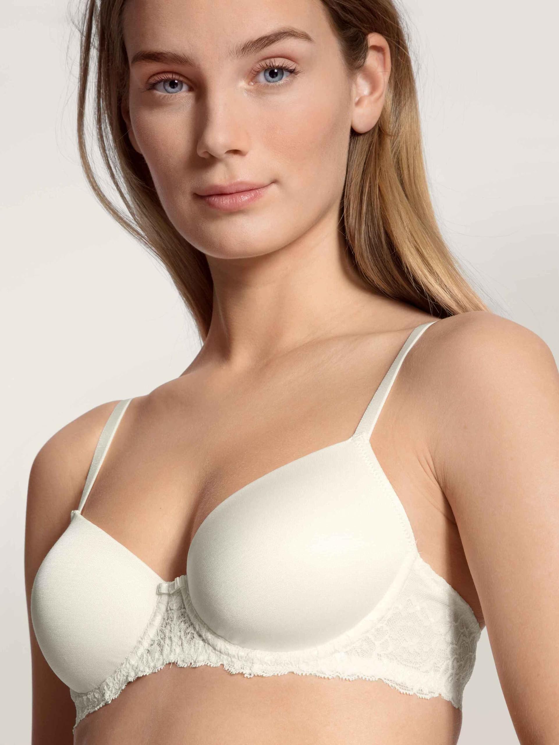 calida-sensual-secrets-t-shirt-bh-damen-schwarz-b-gel image 7