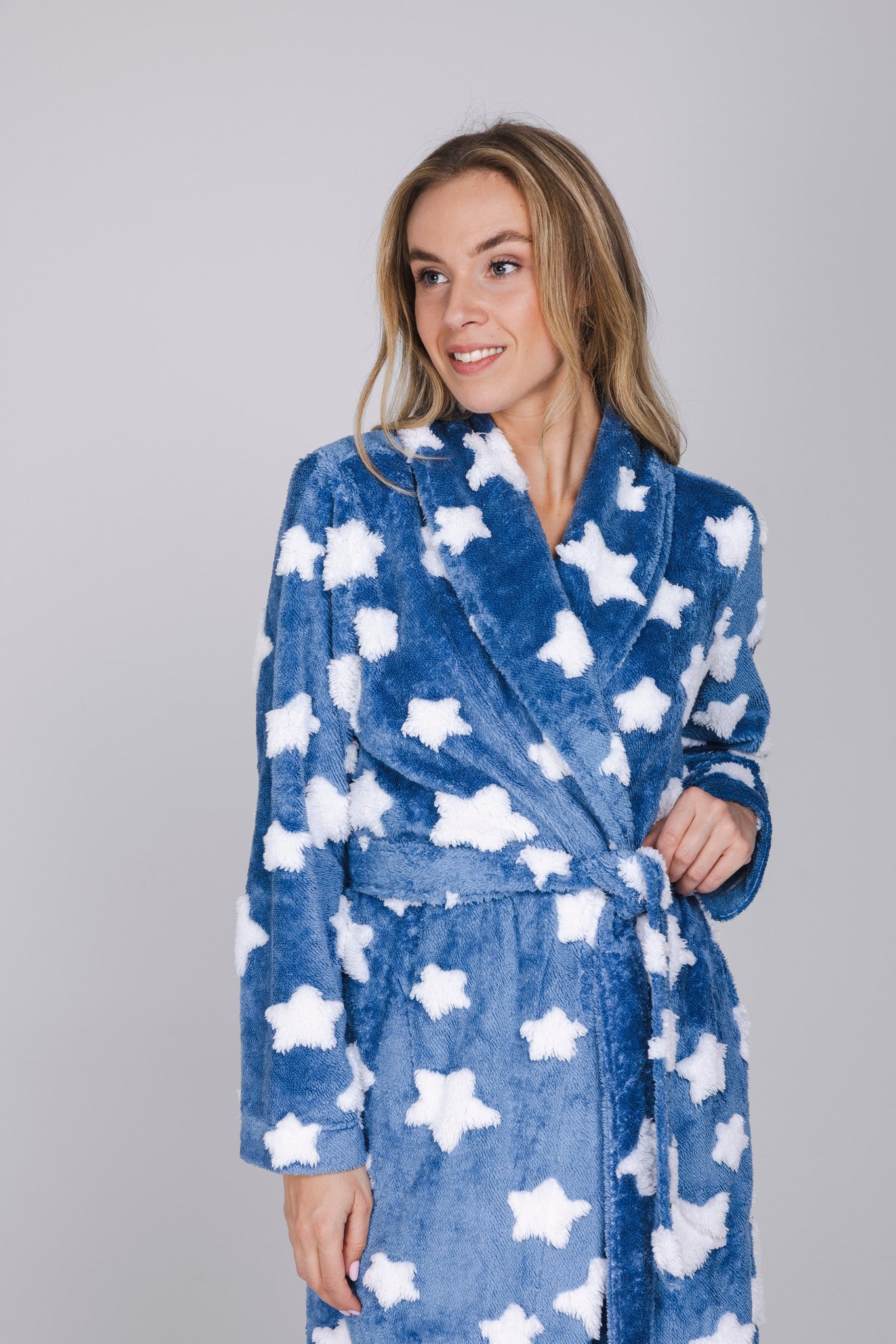 myrebelle-starry-nights-morgenmantel-sterne-blau image 6