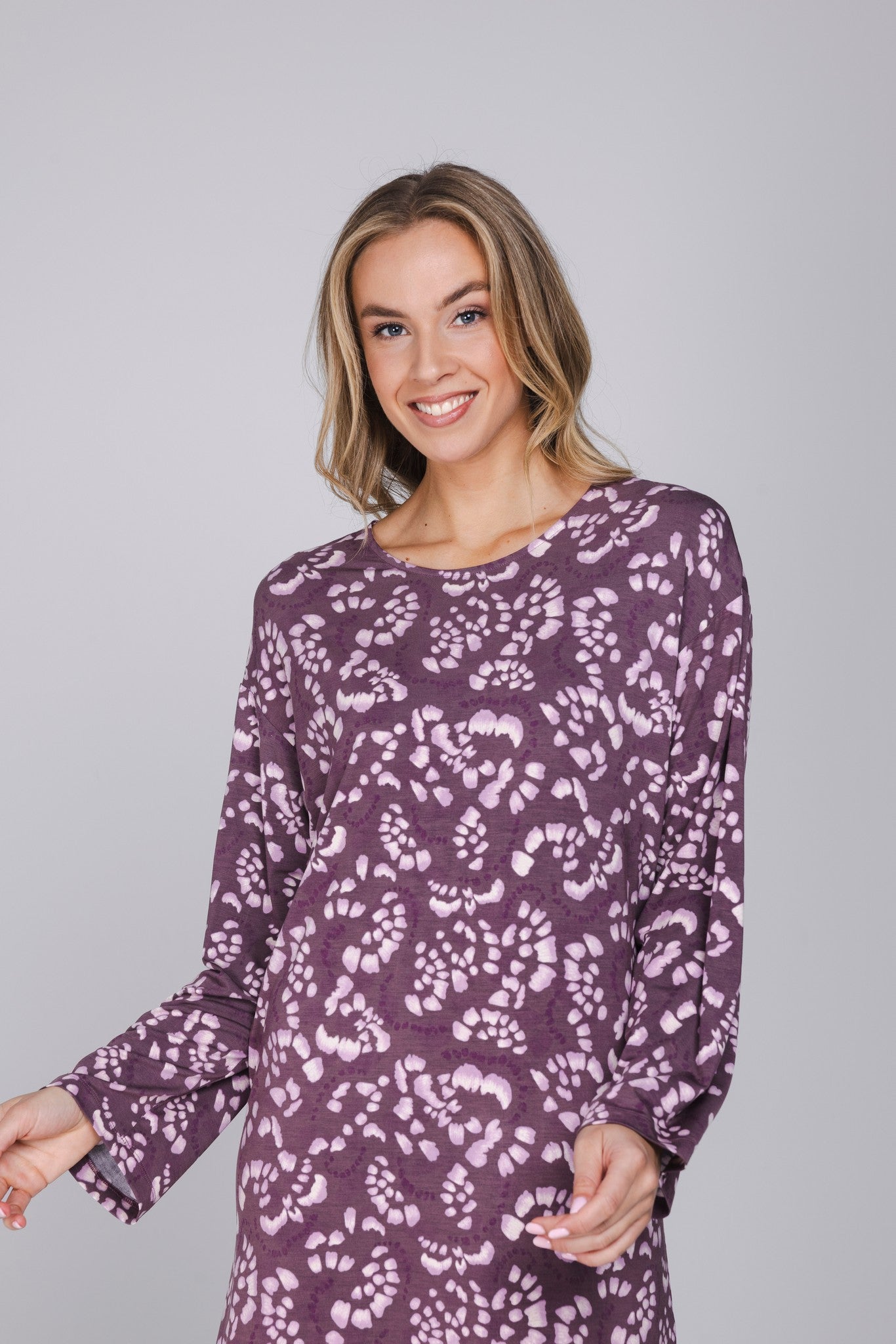 pastunette-premium-mystic-nachthemd-lila-langarm-modal image 2