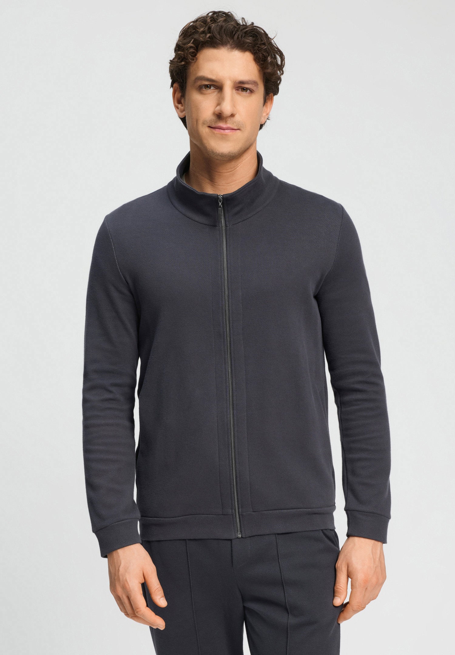 hanro-travelwear-cardigan-smokey-charcoal-baumwolle image 2