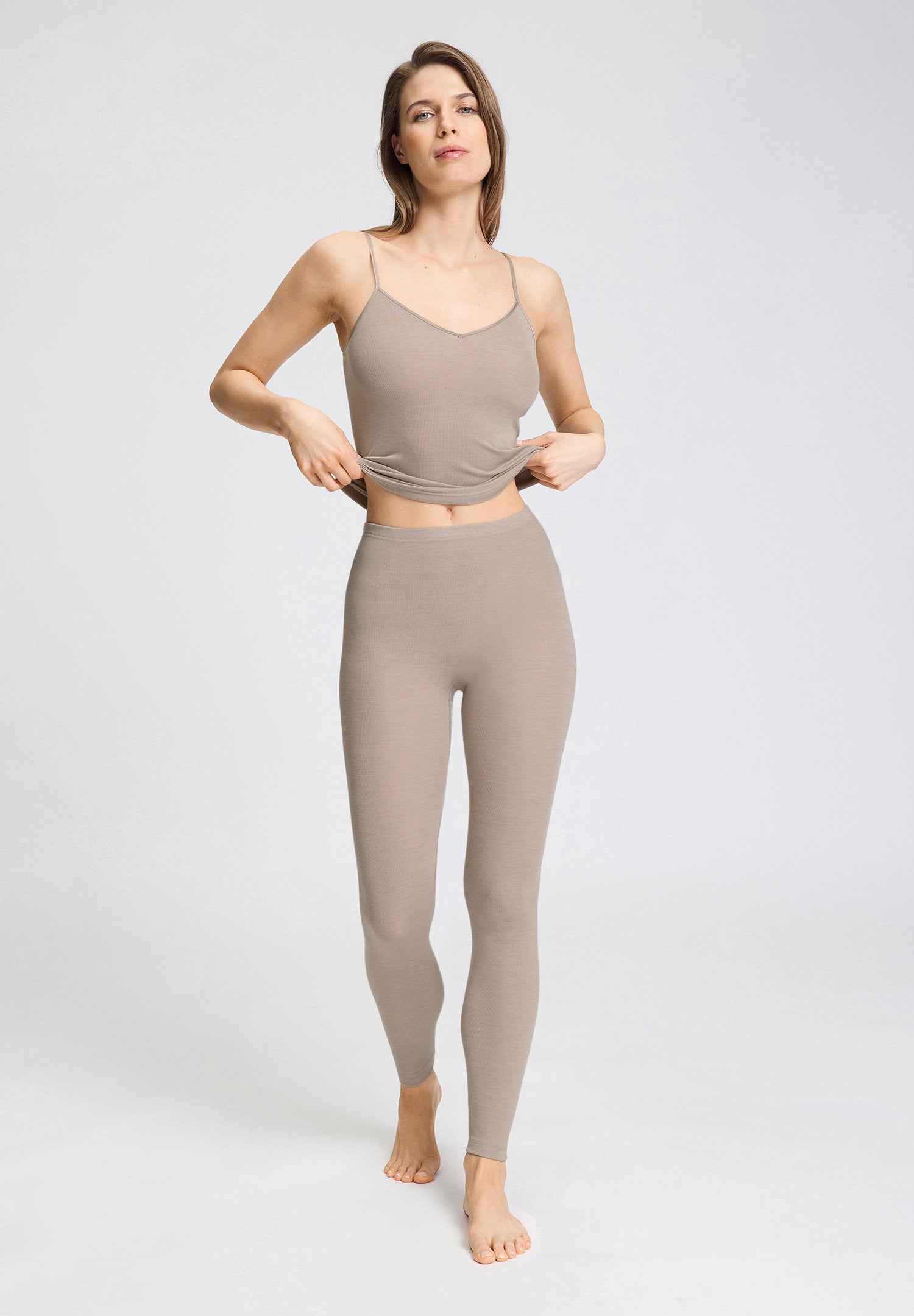 hanro-woolen-silk-spaghetti-top-rose-grey-wolle-seide image 5