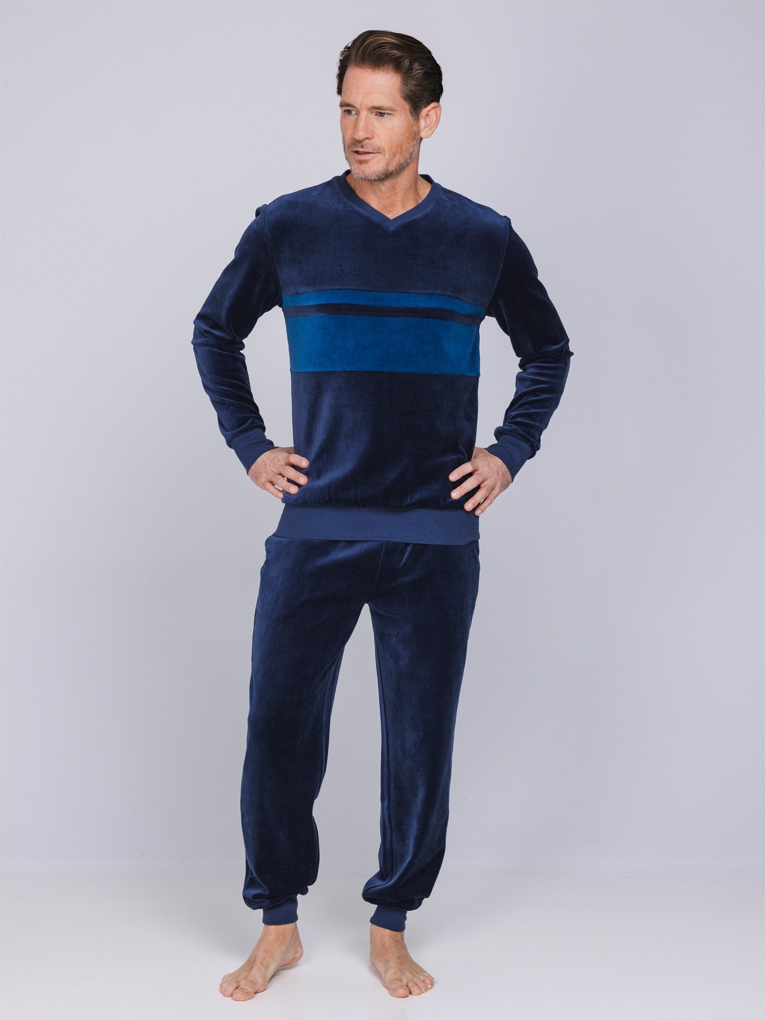 pastunette-northern-nights-pyjama-herren-dunkelblau-velours image 4