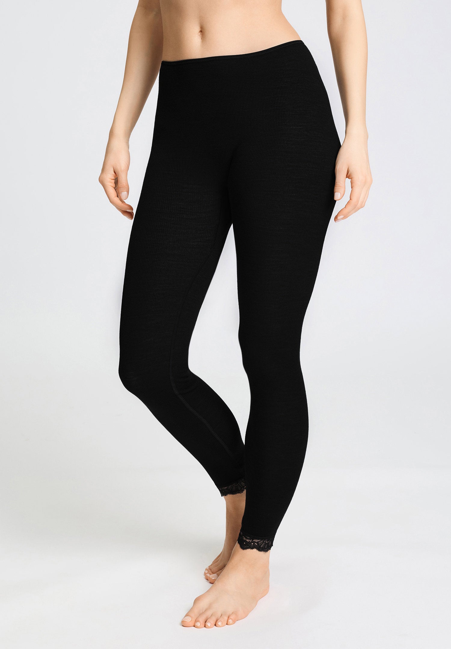 hanro-woolen-lace-leggings-schwarz-wolle-seide-spitze image 2