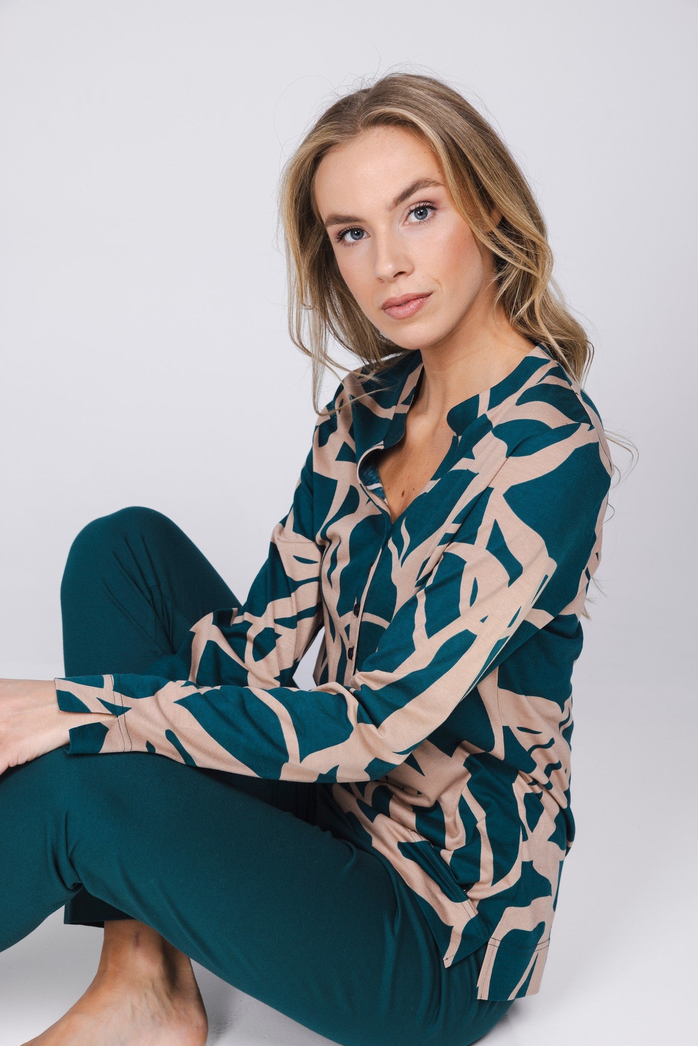 pastunette-premium-couture-damen-pyjama-gr-n-modal image 2