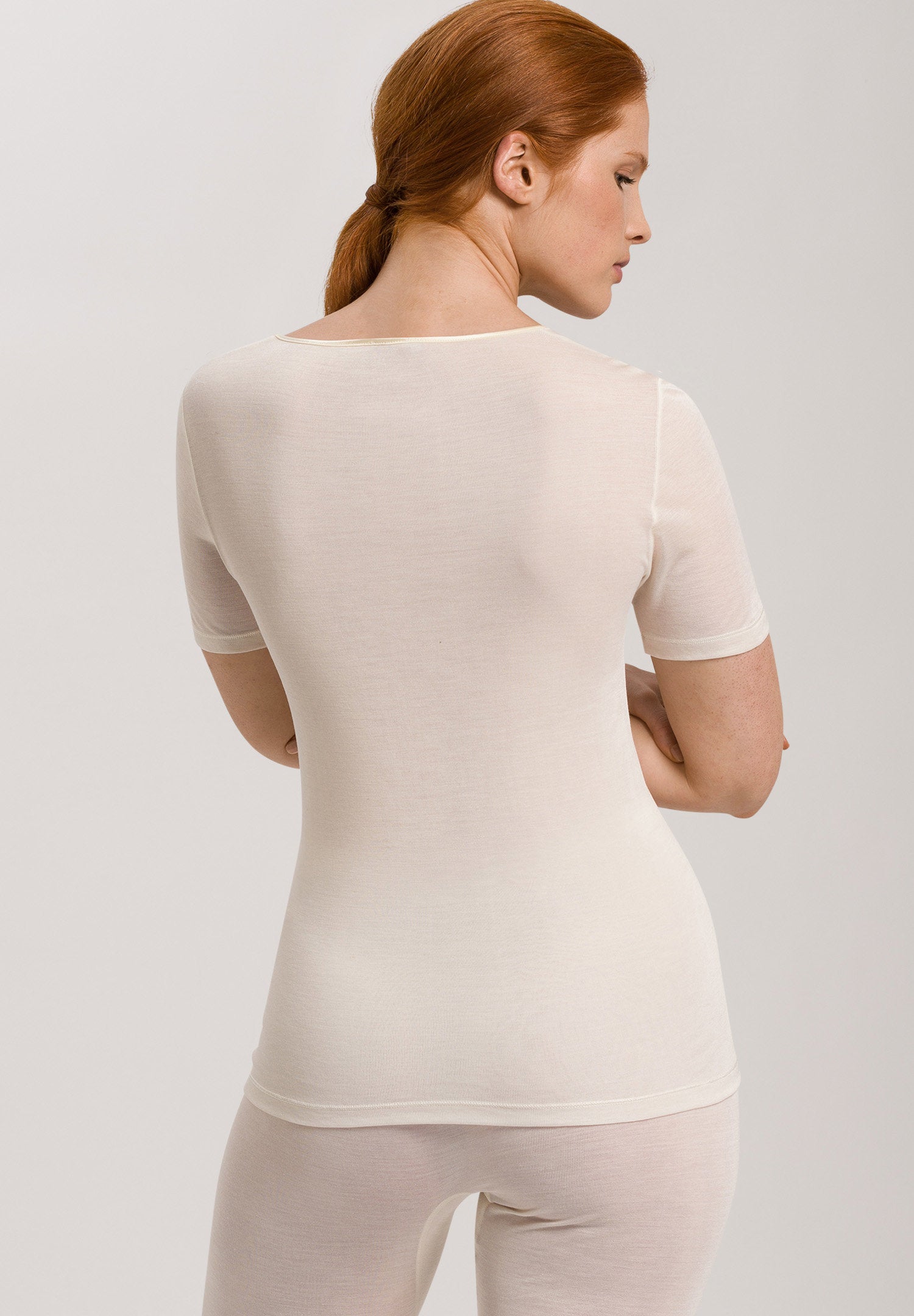 hanro-pure-silk-shirt-t-shirt-pale-cream-100-seide image 4