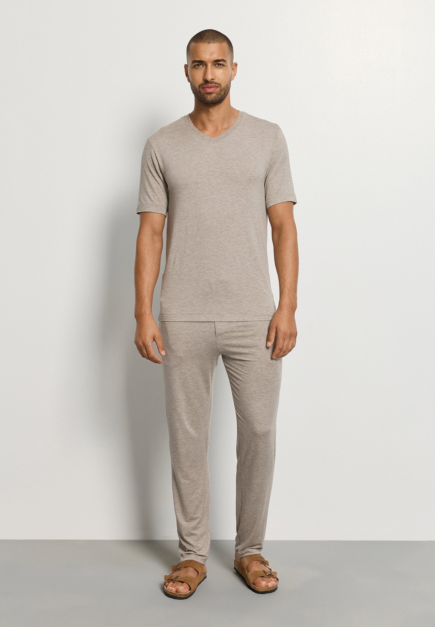 hanro-casuals-shirt-v-ausschnitt-braun-kurzarm-viskose image 5