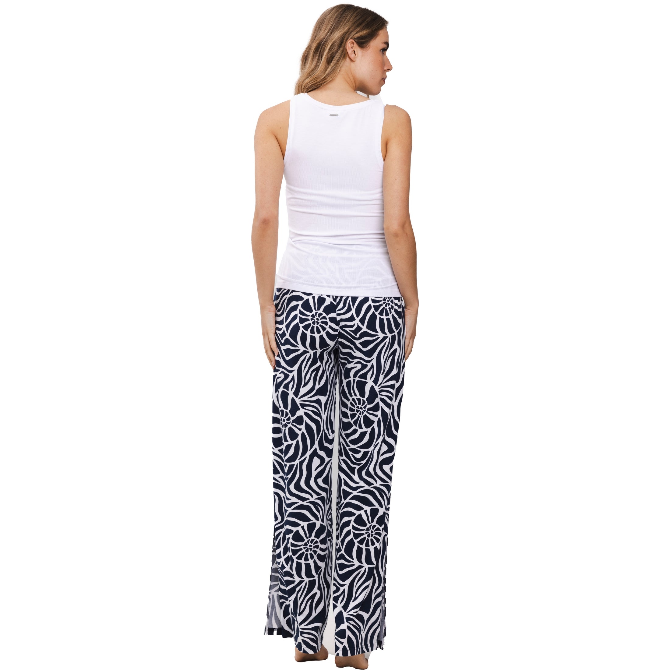 pastunette-beach-basic-tanktop-viskose-wei-uni image 3