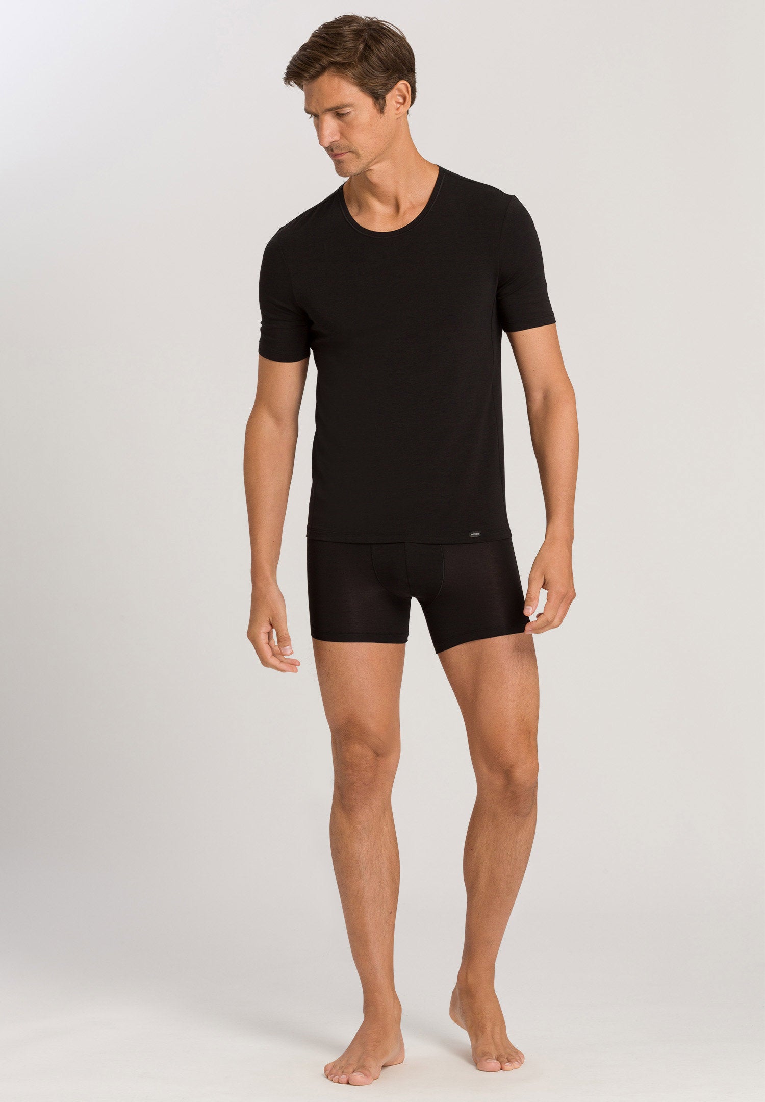 hanro-natural-function-boxer-short-lang-deep-black-tencel image 5