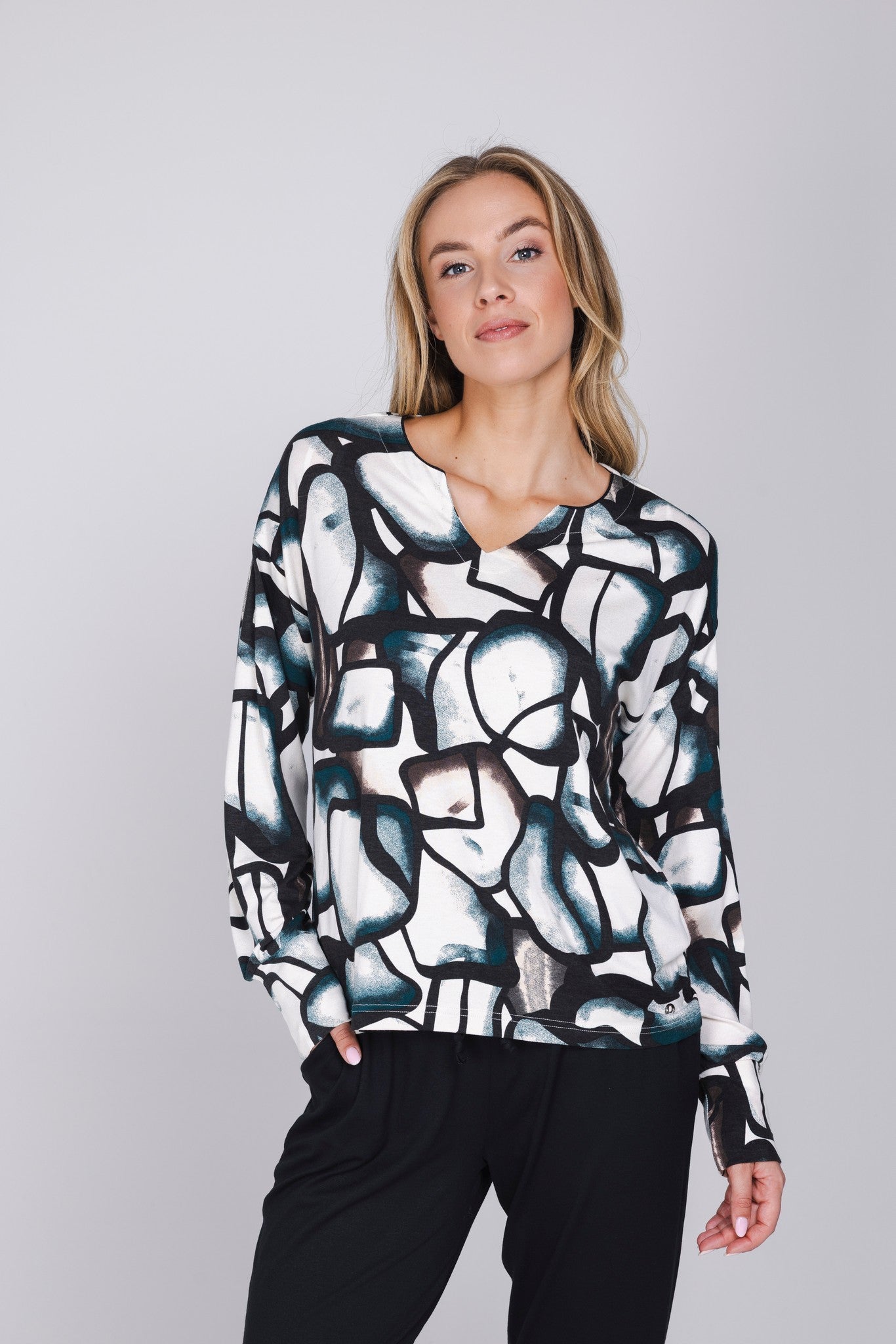 pastunette-premium-midnight-haze-pyjama-damen-schwarz image 6