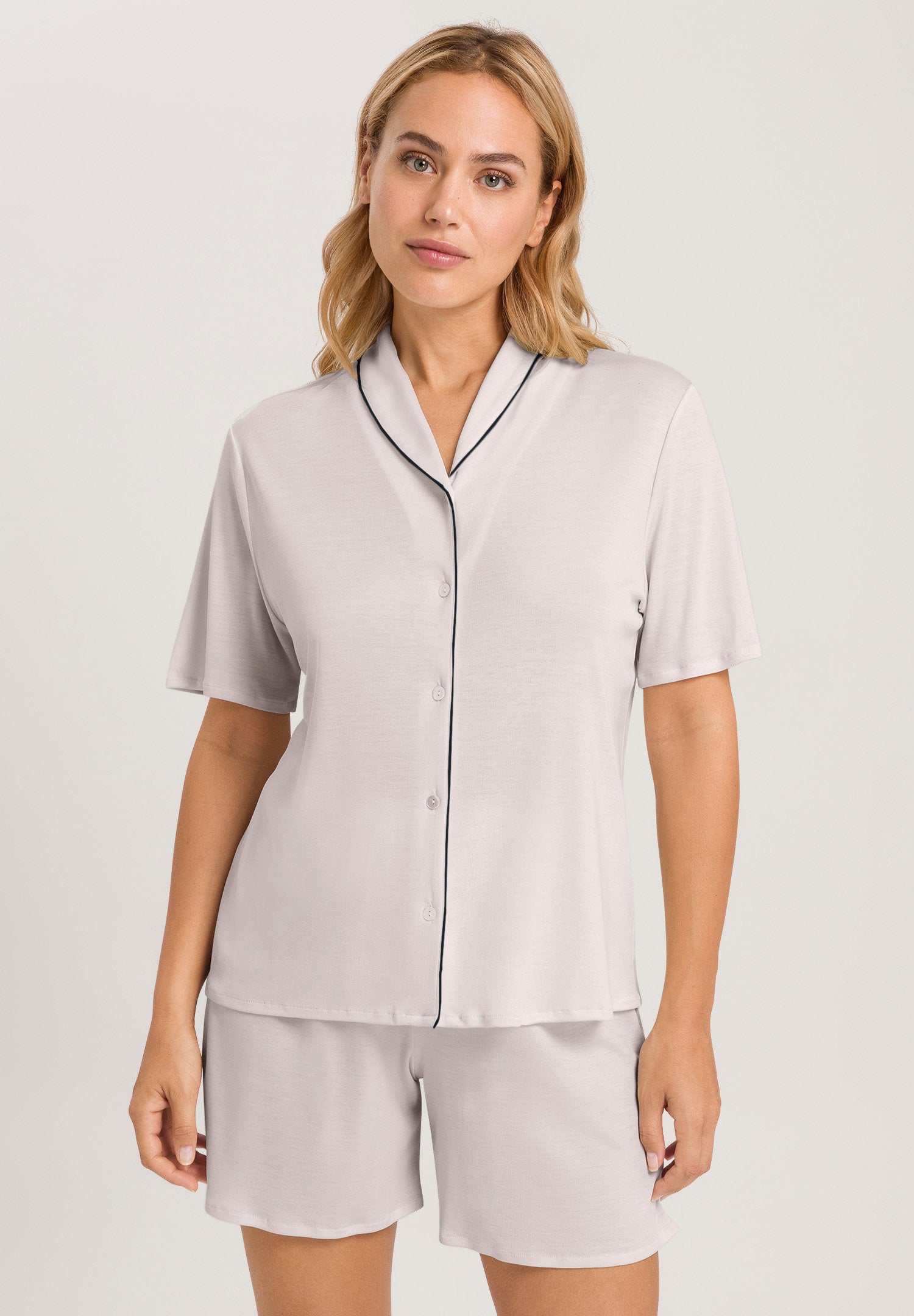 hanro-natural-comfort-pyjama-damen-tencel-almond image 2