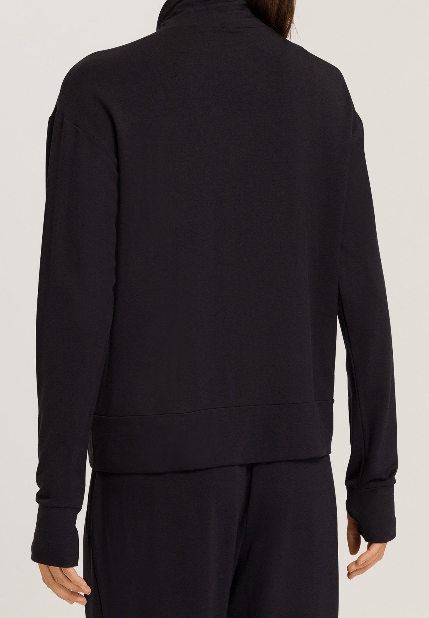 hanro-balance-cardigan-damenjacke-black-beauty-modal image 4