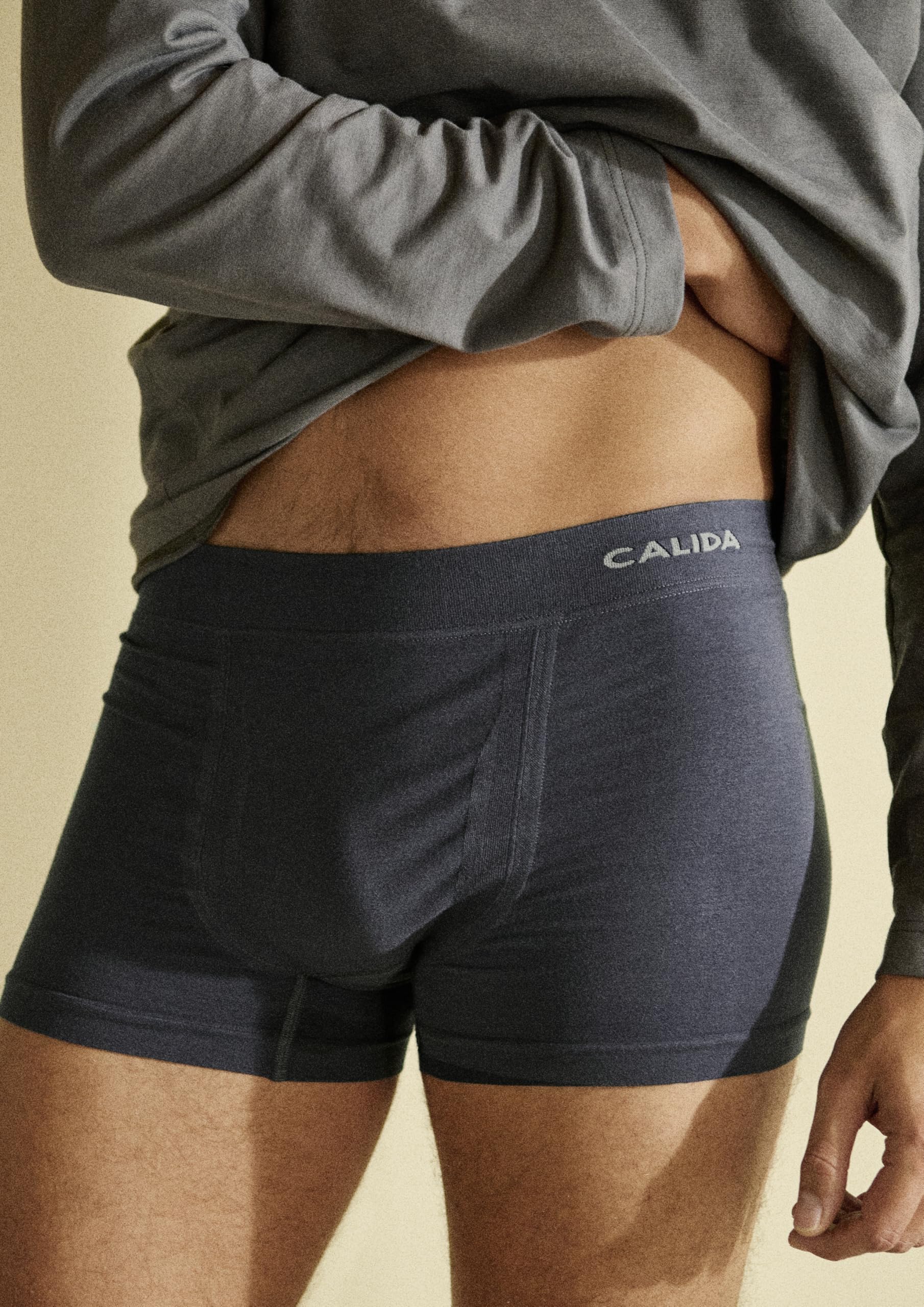 calida-natural-skin-seamless-boxer-brief-herren-anthrazit-nahtlos image 2