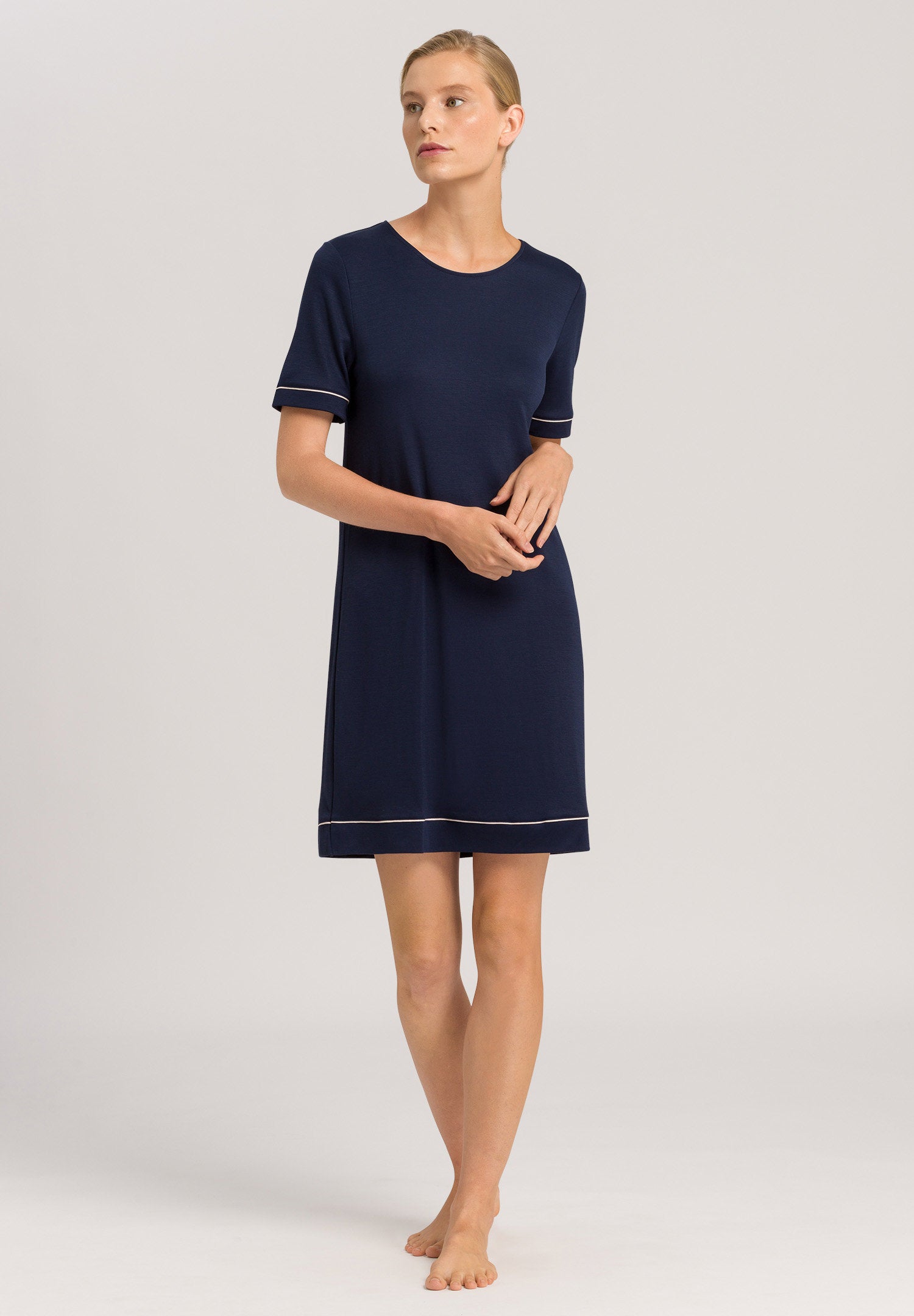 hanro-natural-comfort-nachthemd-90cm-navy-tencel image 5