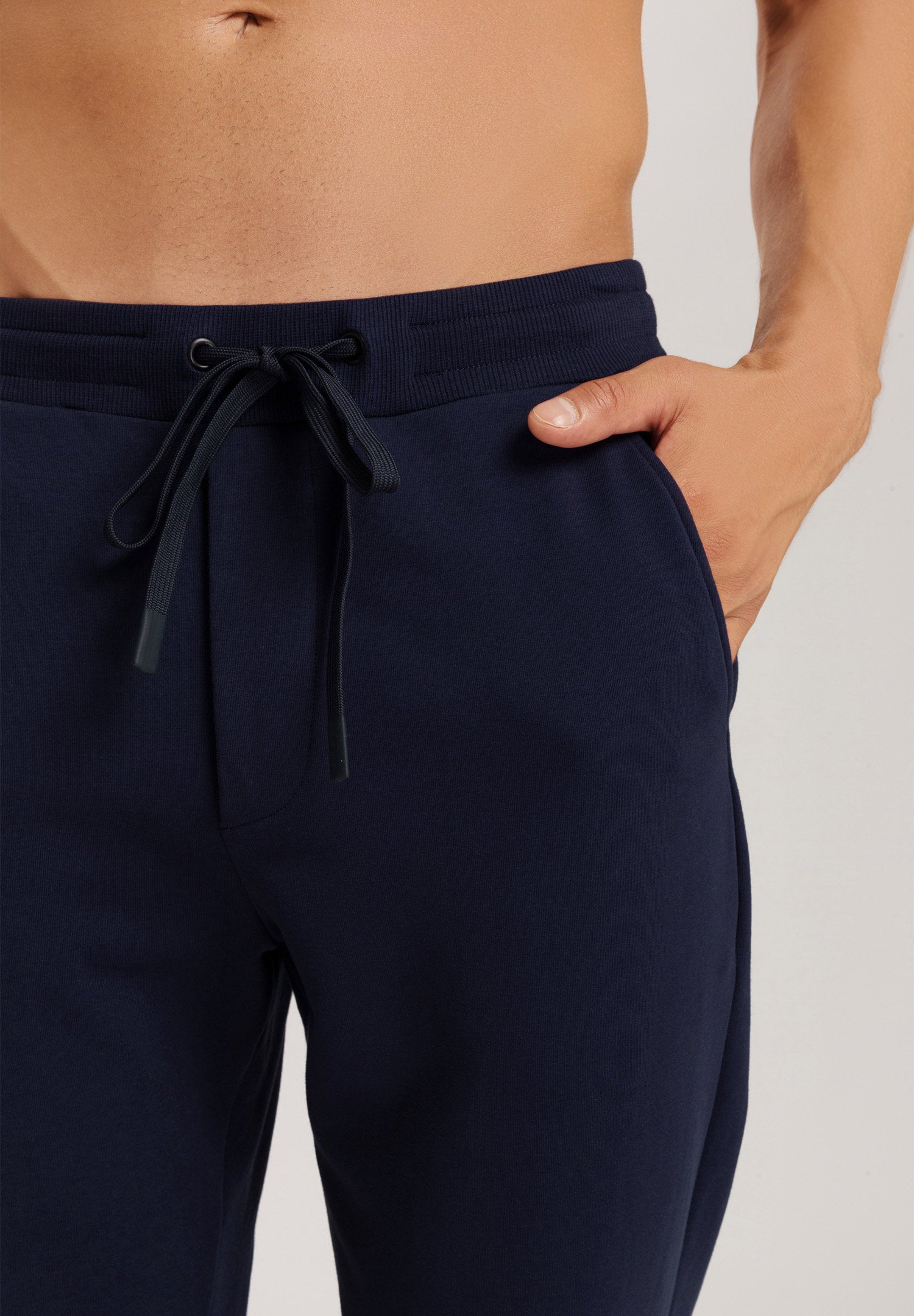 hanro-natural-living-sweathose-bio-baumwolle-deep-navy image 6