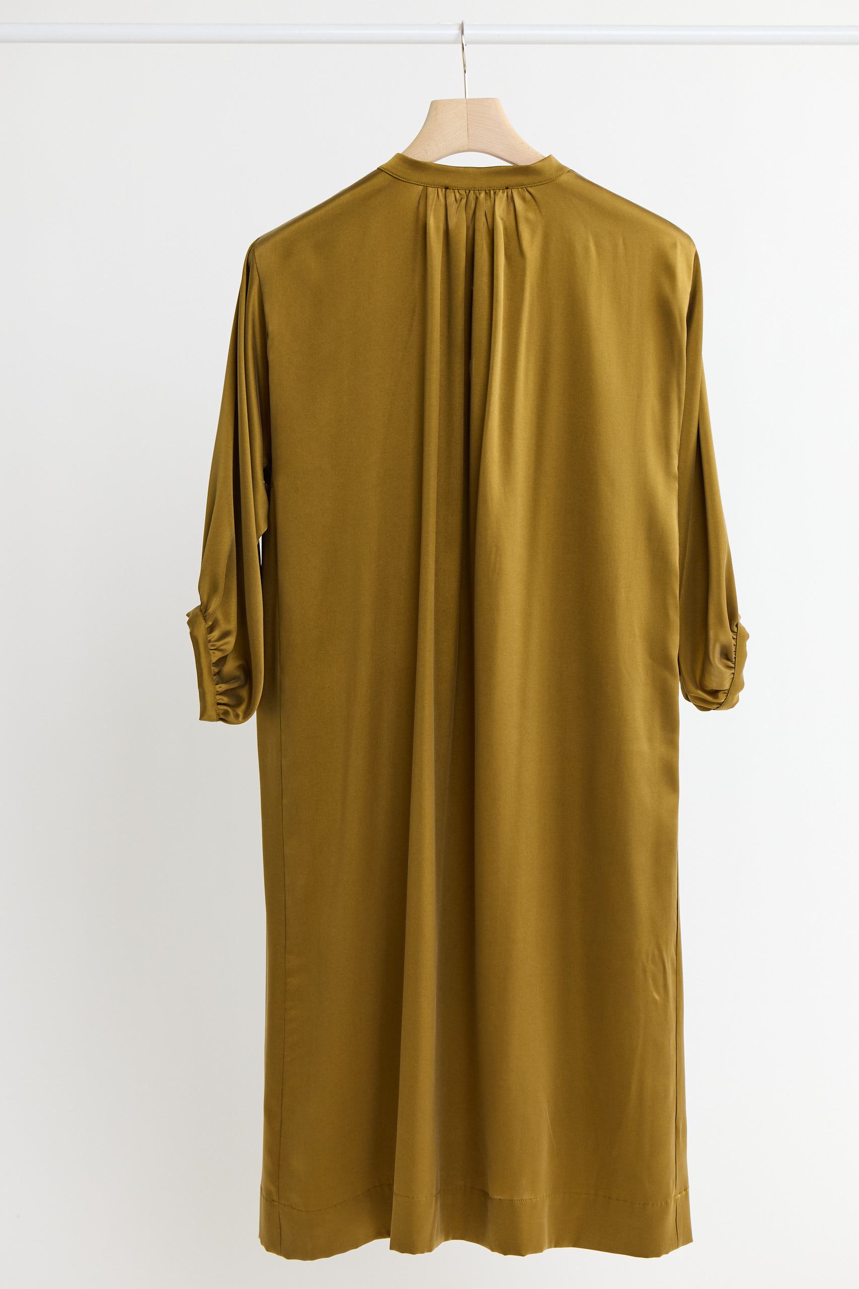sunday-in-bed-noemi-seidenkleid-r-schen-seidensatin image 4