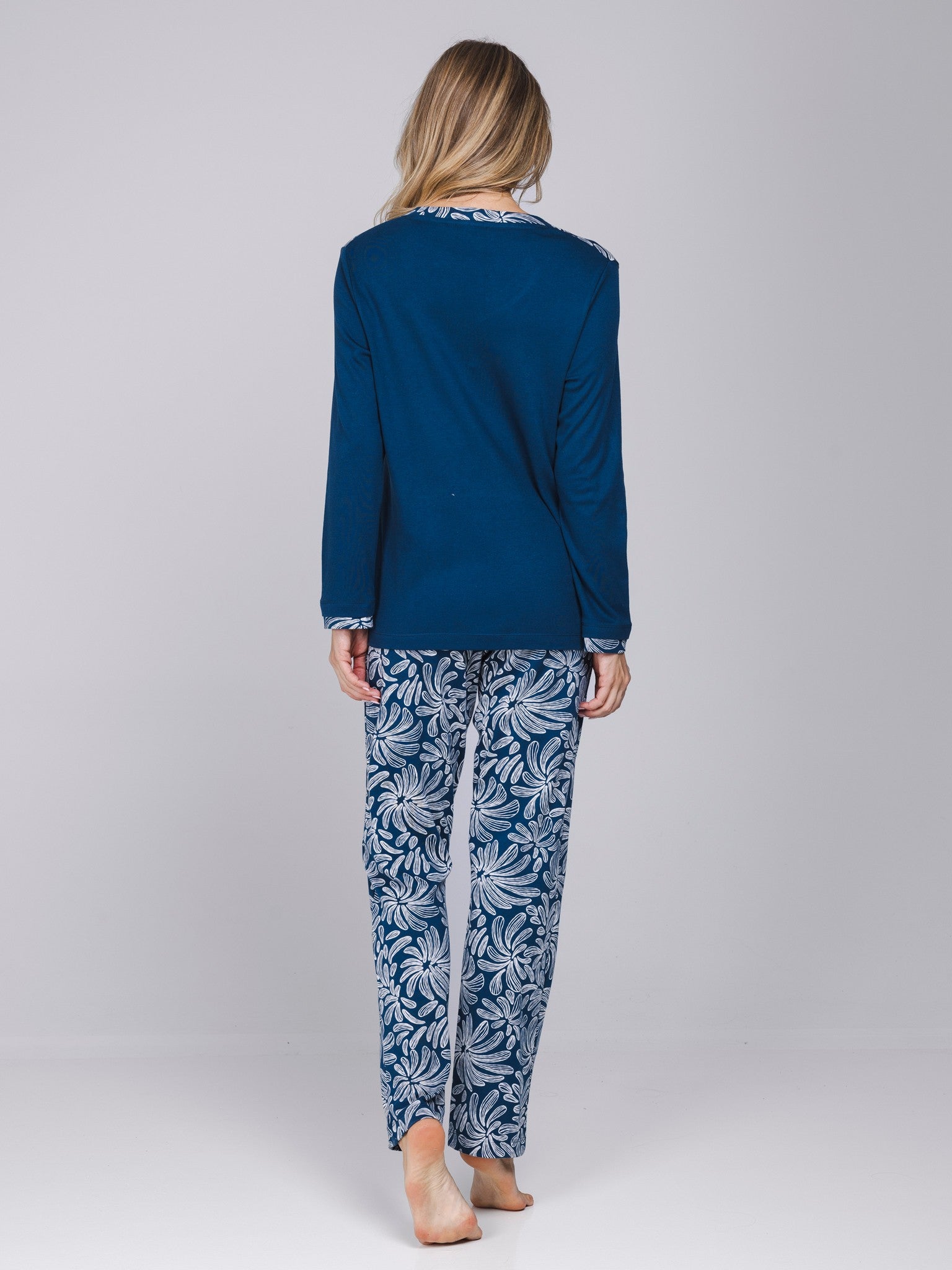 pastunette-nordic-bloom-pyjama-blau-100-baumwolle image 4