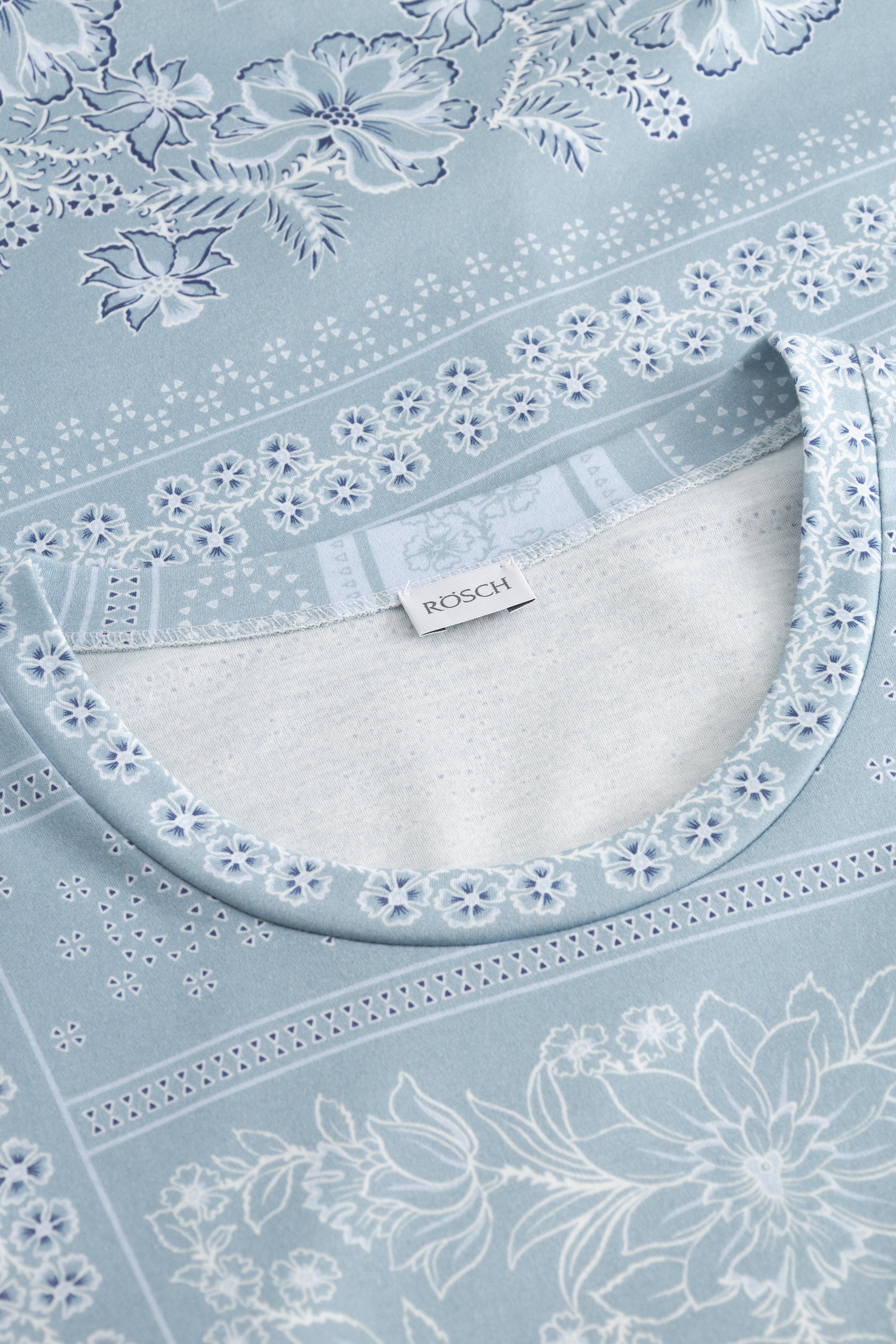 r-sch-be-happy-nachthemd-maxi-blau-bandana-print image 4
