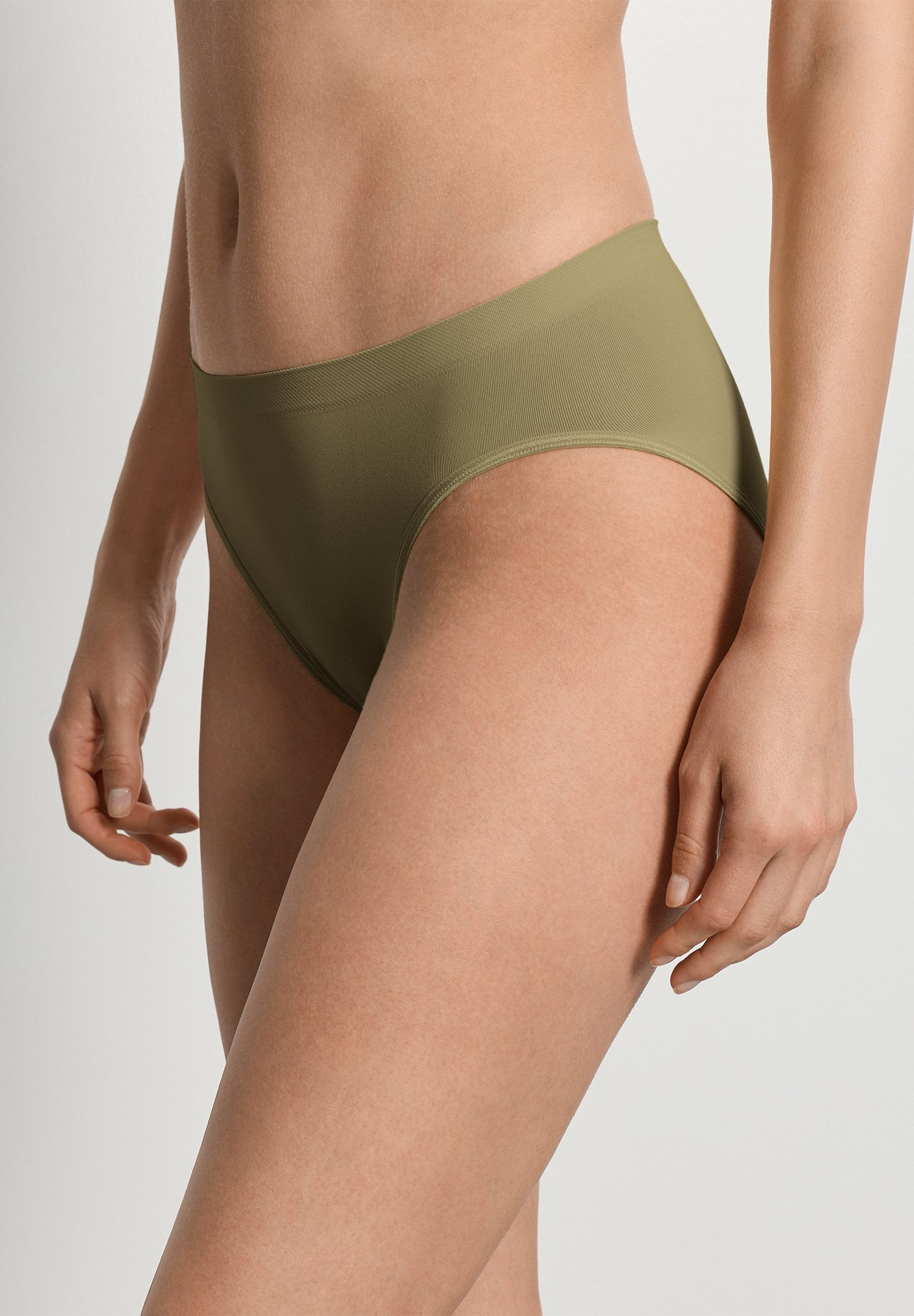hanro-touch-feeling-midi-slip-covert-green-microfaser image 2