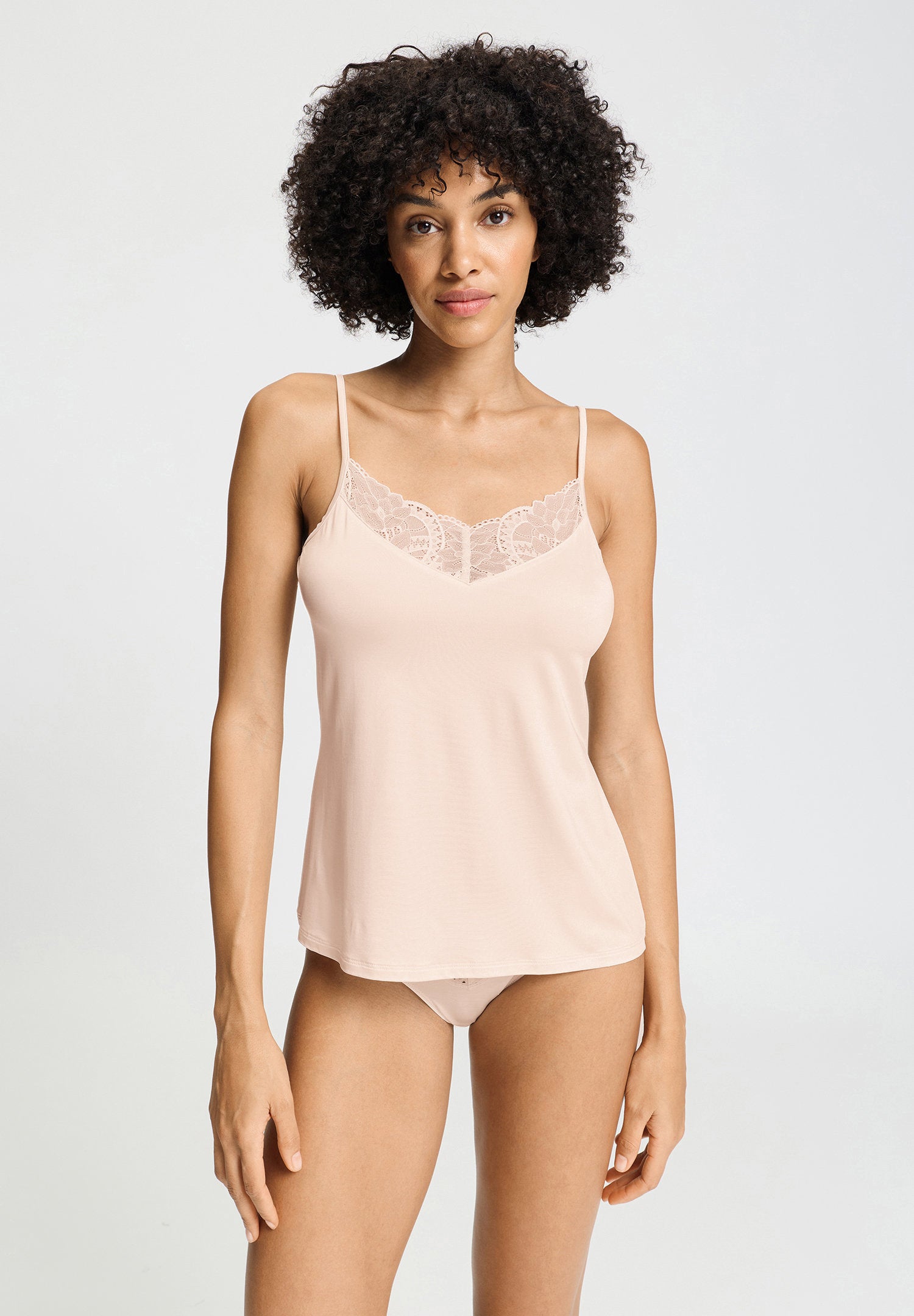 hanro-azelia-spaghetti-top-spitzentop-creamy-glass image 2