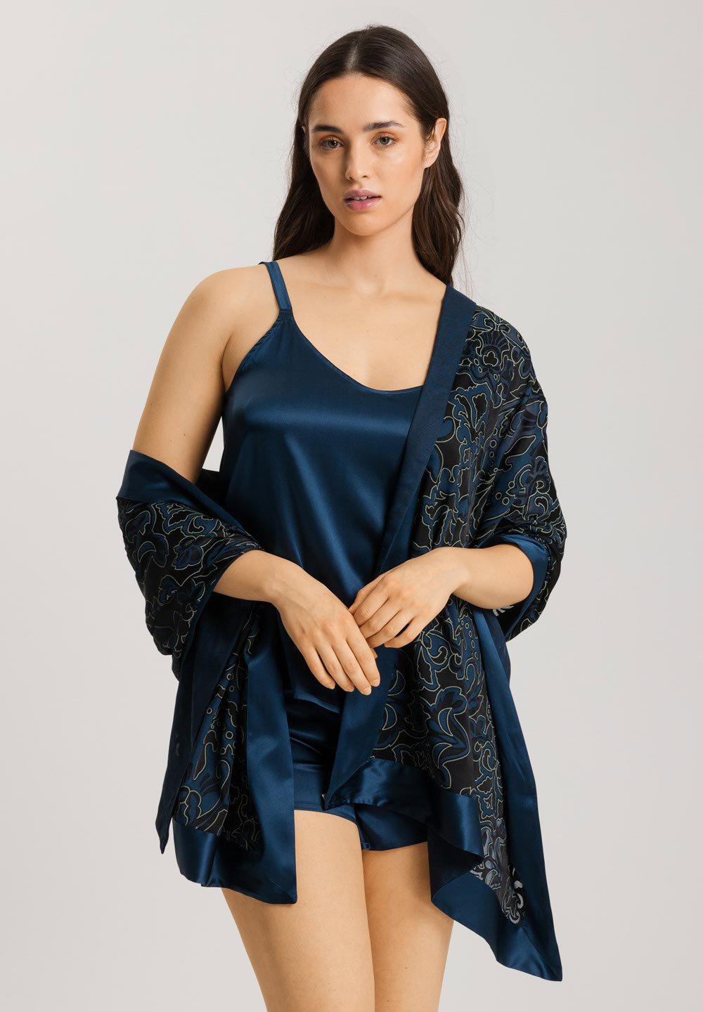 hanro-accessories-schal-078852-sheer-damask-mit-seide image 2
