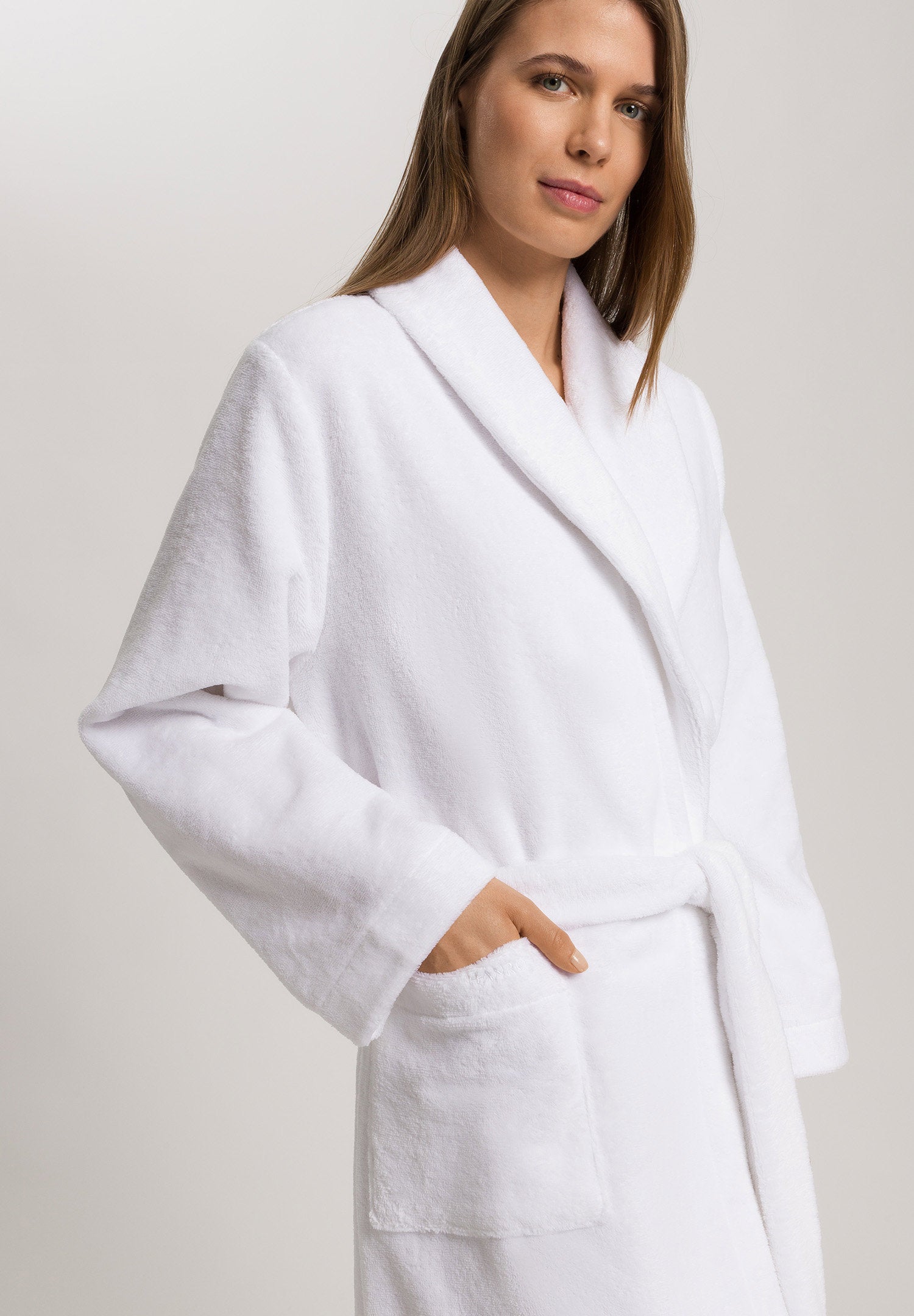 hanro-selection-robe-115cm-bademantel-wei-frottee image 6