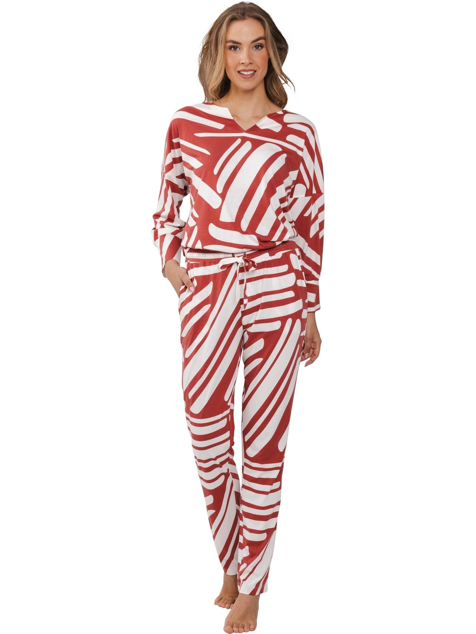 pastunette-premium-geometric-damenpyjama-korallrot-modal image 2