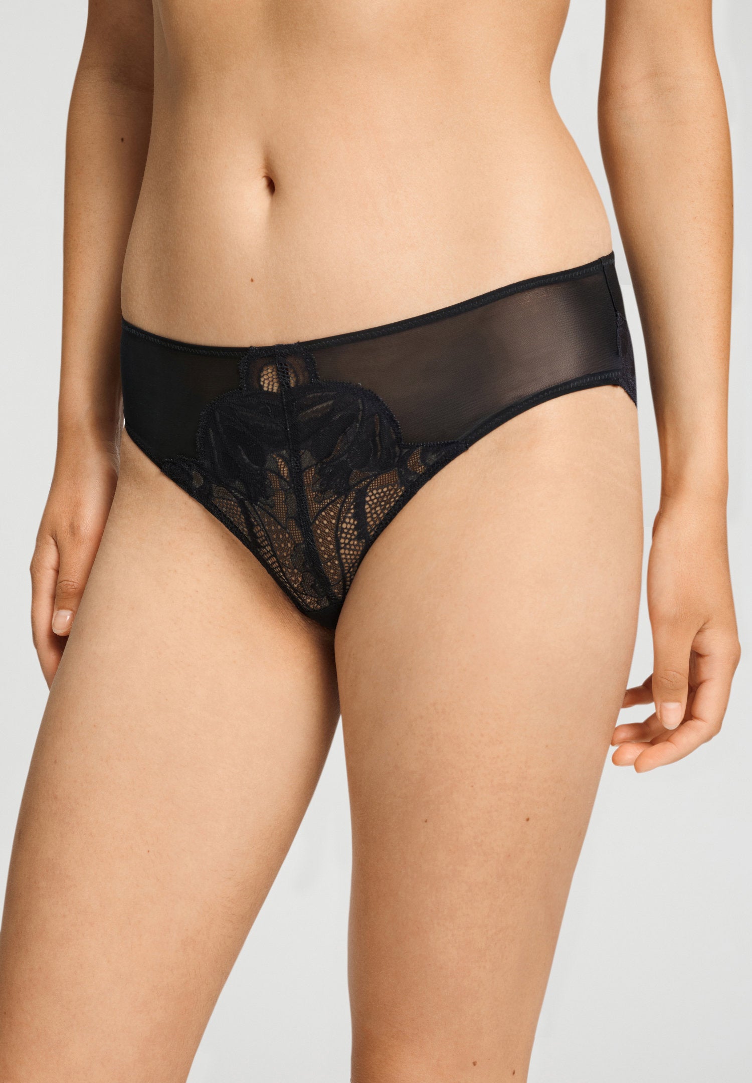 hanro-lysia-midi-briefs-slip-schwarz-mit-spitze image 2