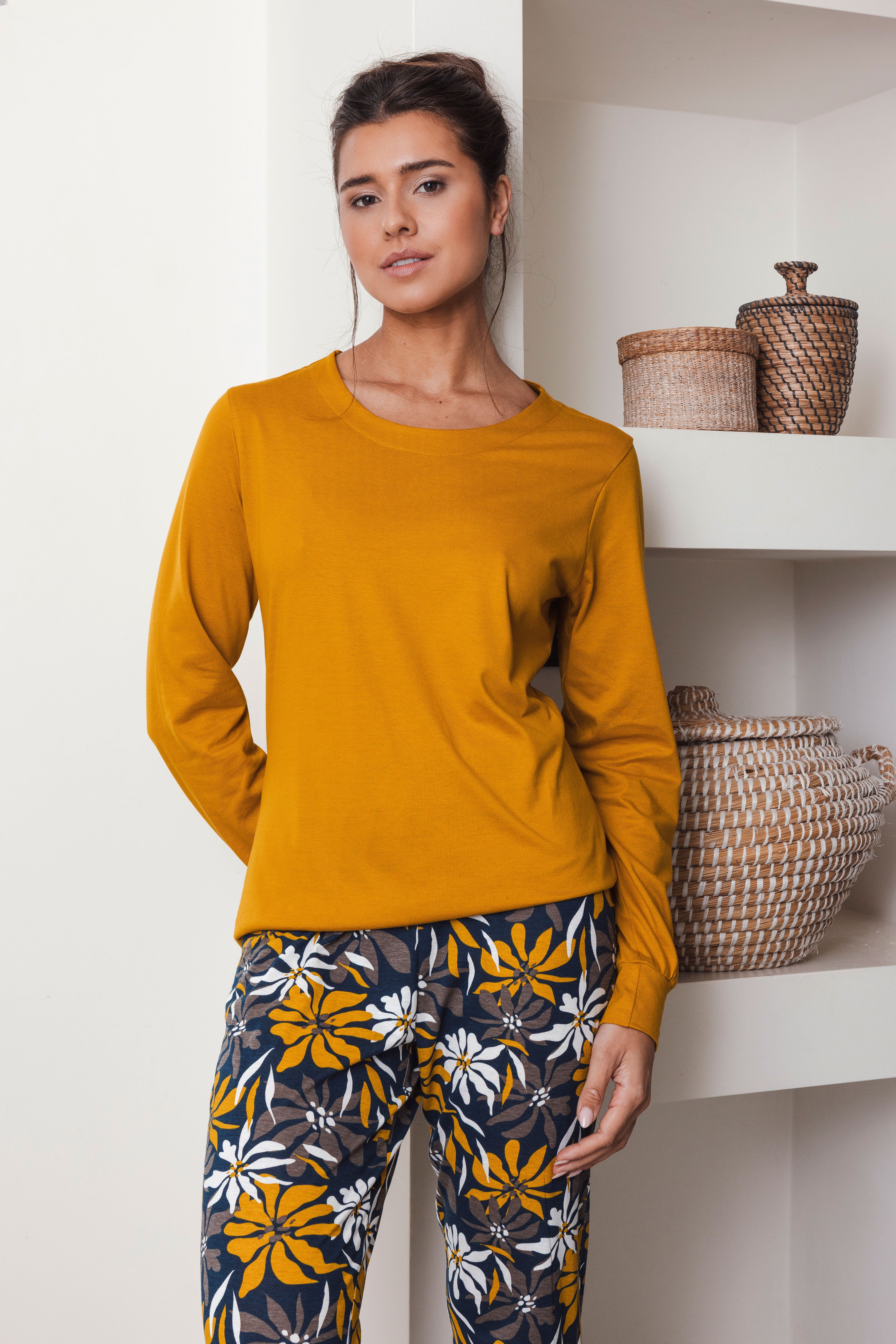 pastunette-moonlite-pyjama-ockerblau-blumen-baumwoll-modal image 6