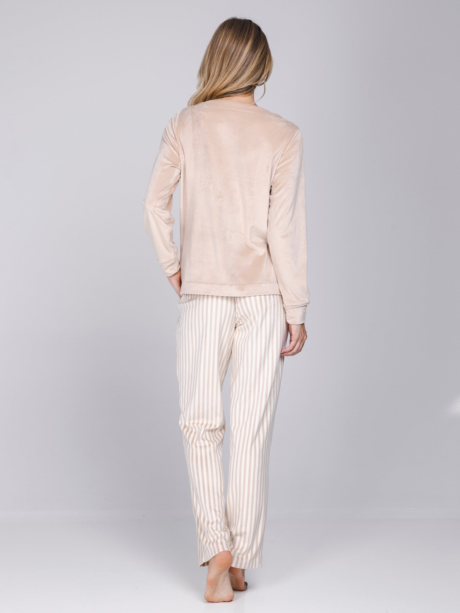 pastunette-softness-pyjama-beige-velours-damen-streifen image 5